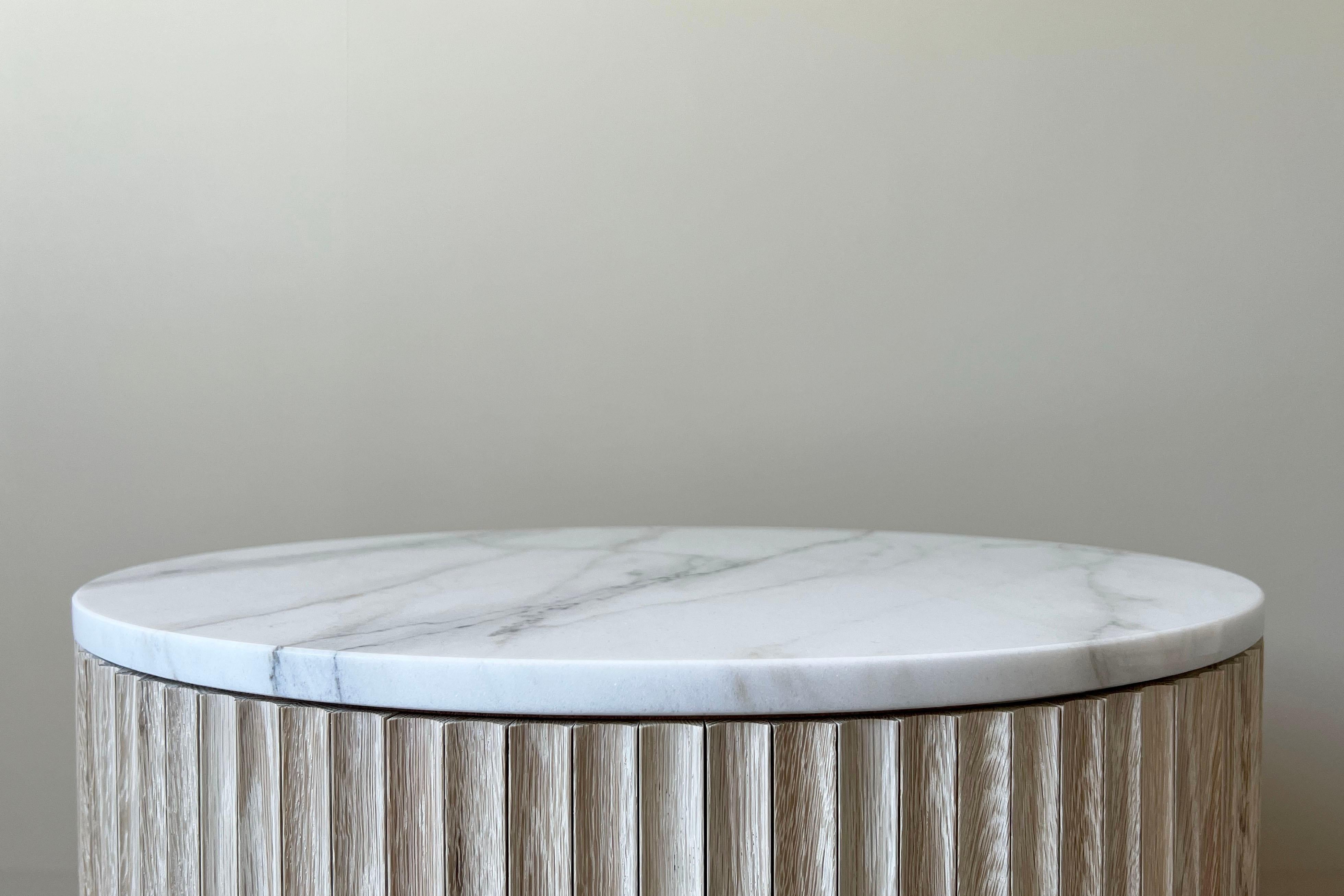 Contemporary Pilar Round Side Table / Bleached Oak Wood + Carrara Marble Top by INDO- For Sale
