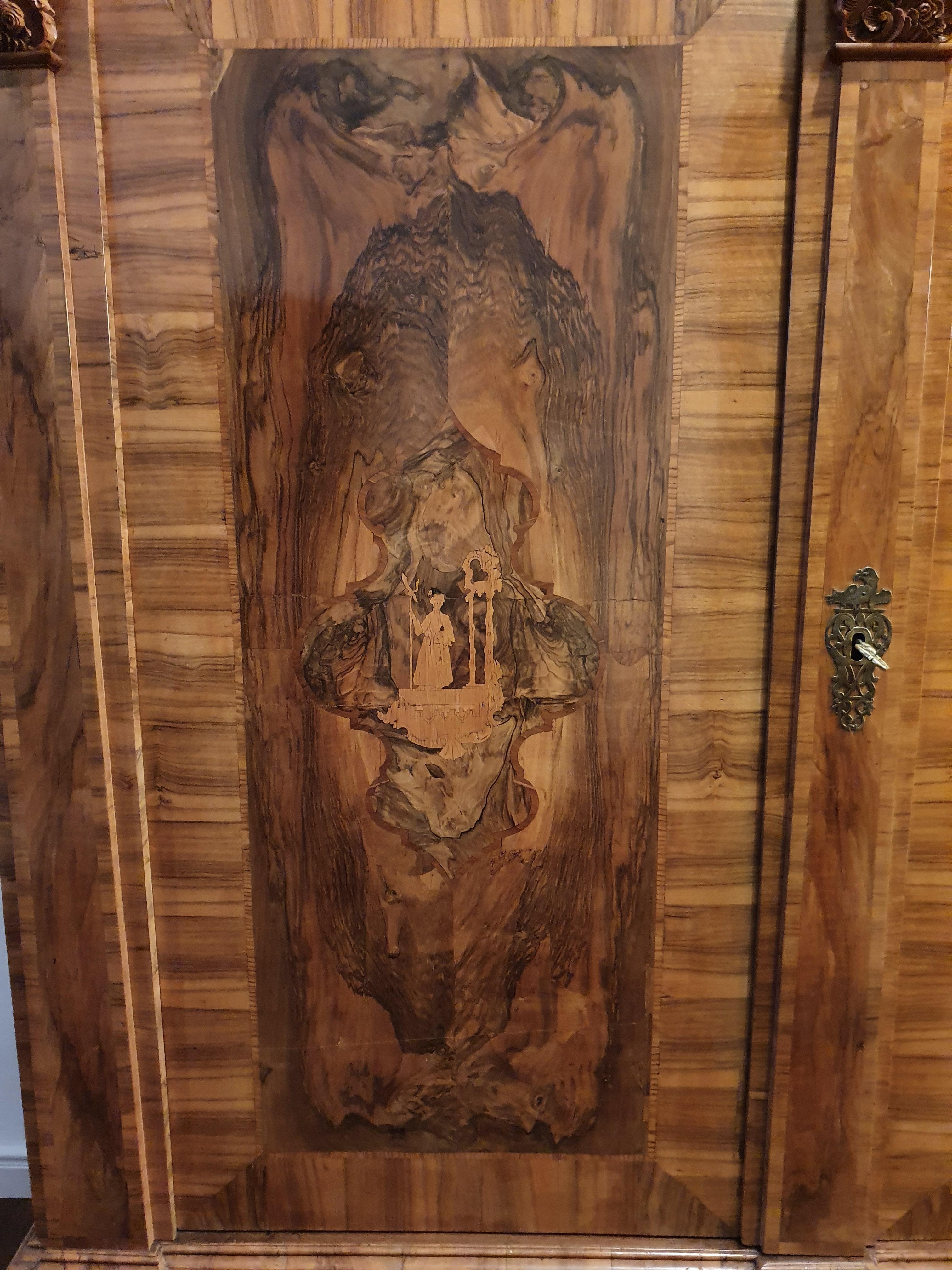 Wood Pilasterschrank 18. Jahrhundert mitteldeutsch For Sale