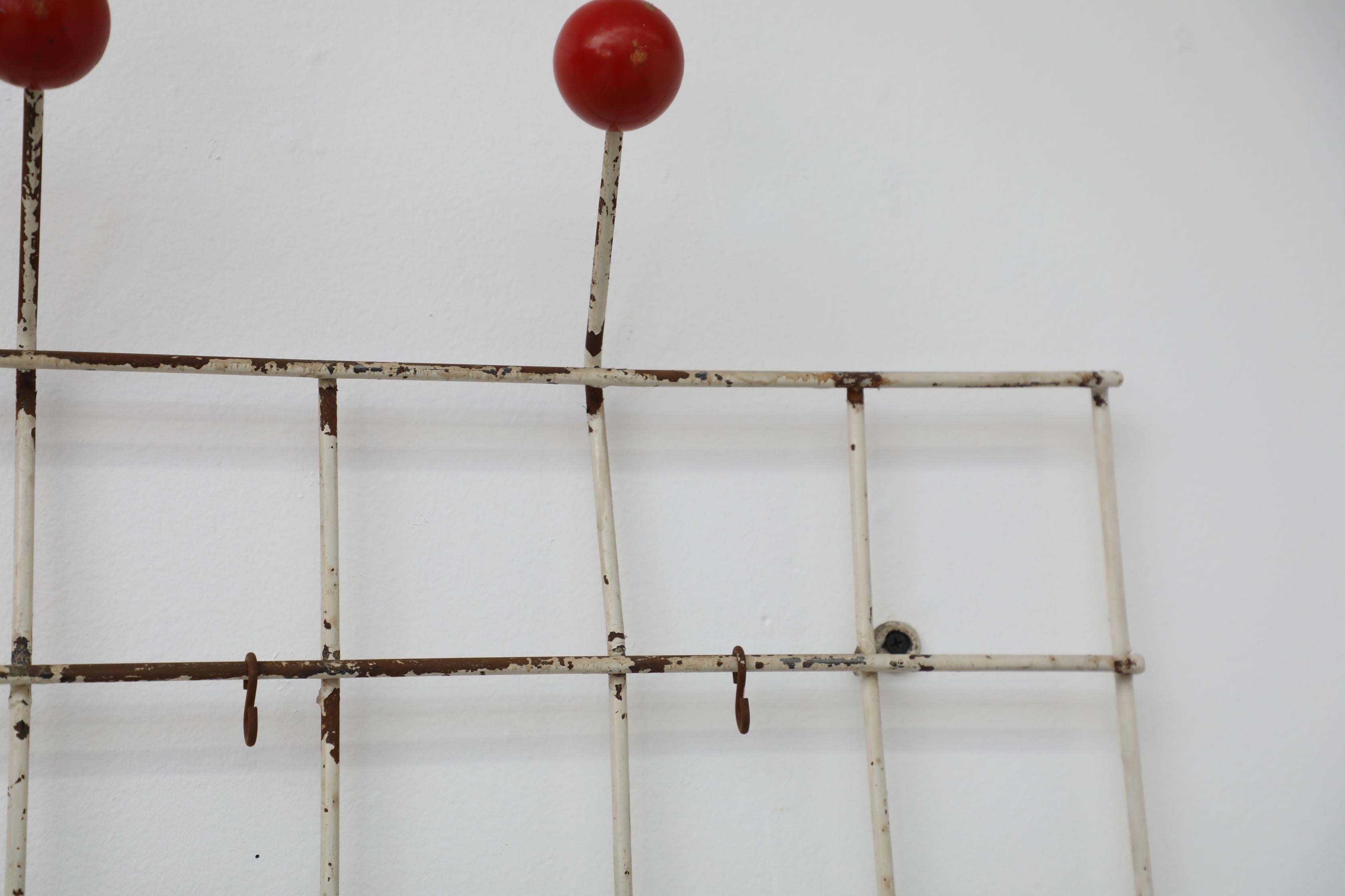 Pilastro (attr) White Enameled Industrial Coat Rack with Red Balls, Circa 1950 For Sale 5