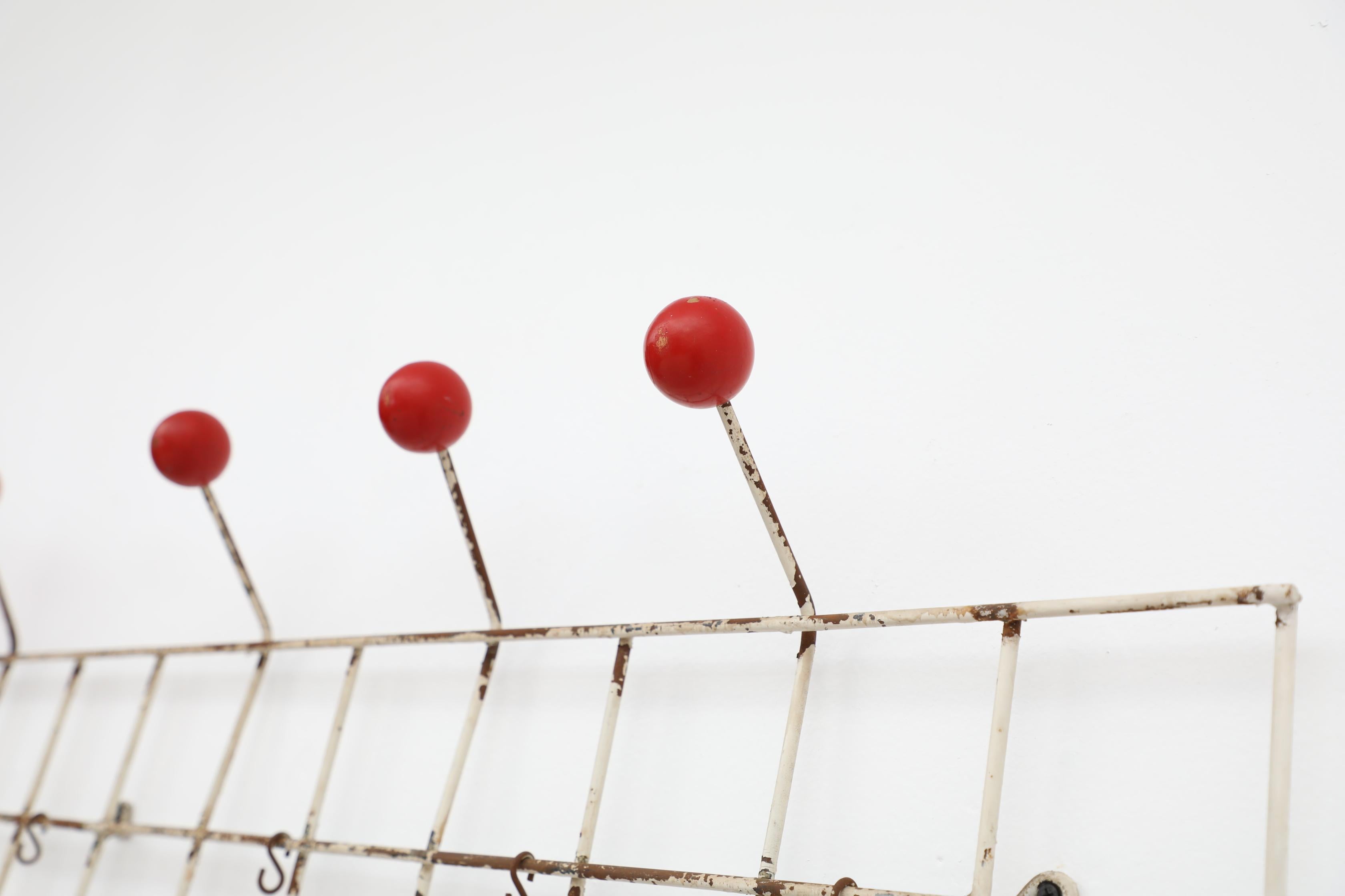 Pilastro (attr) White Enameled Industrial Coat Rack with Red Balls, Circa 1950 For Sale 1