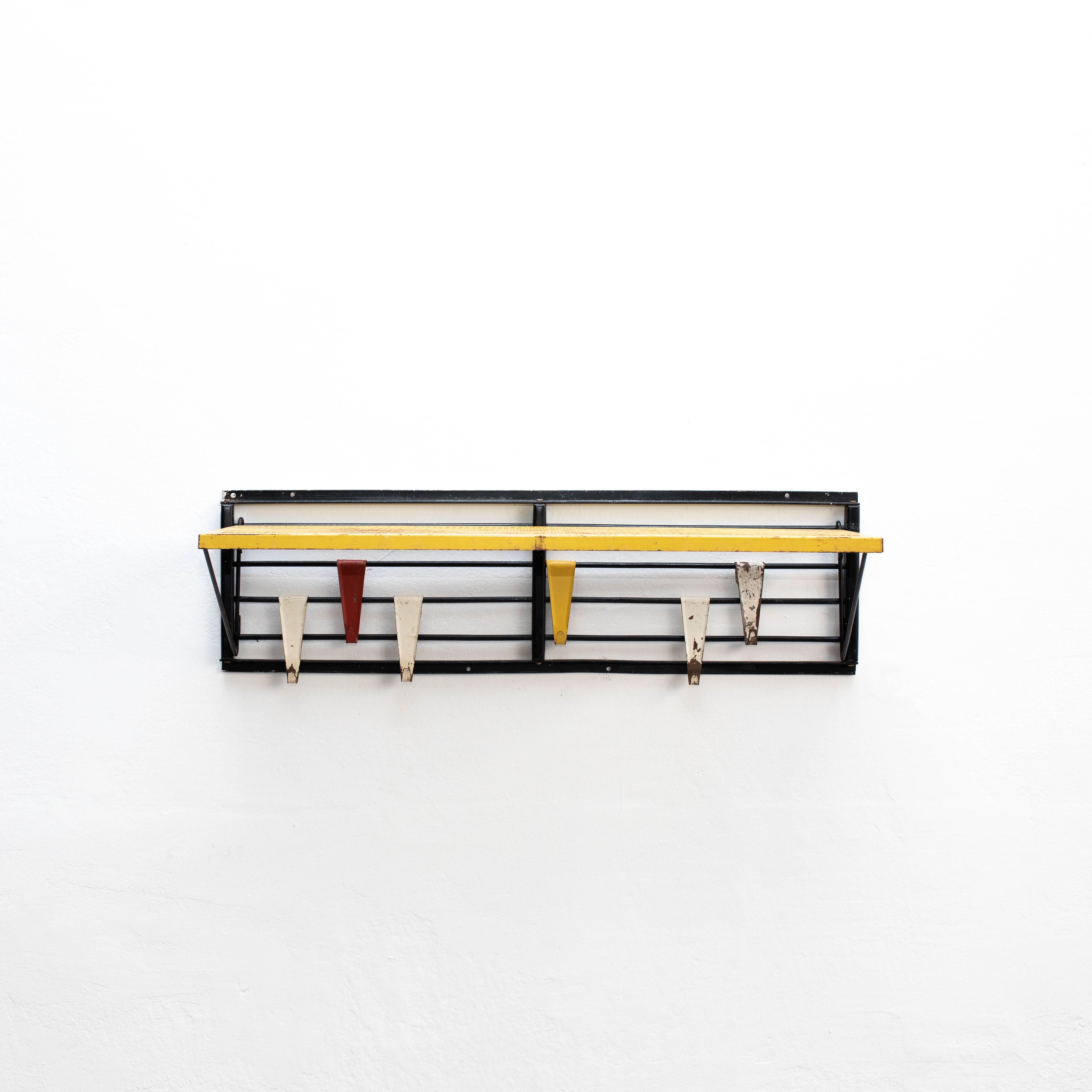 Spanish Pilastro modular coat rack in metal by Tjerk Reijenga, Circa 1950  For Sale