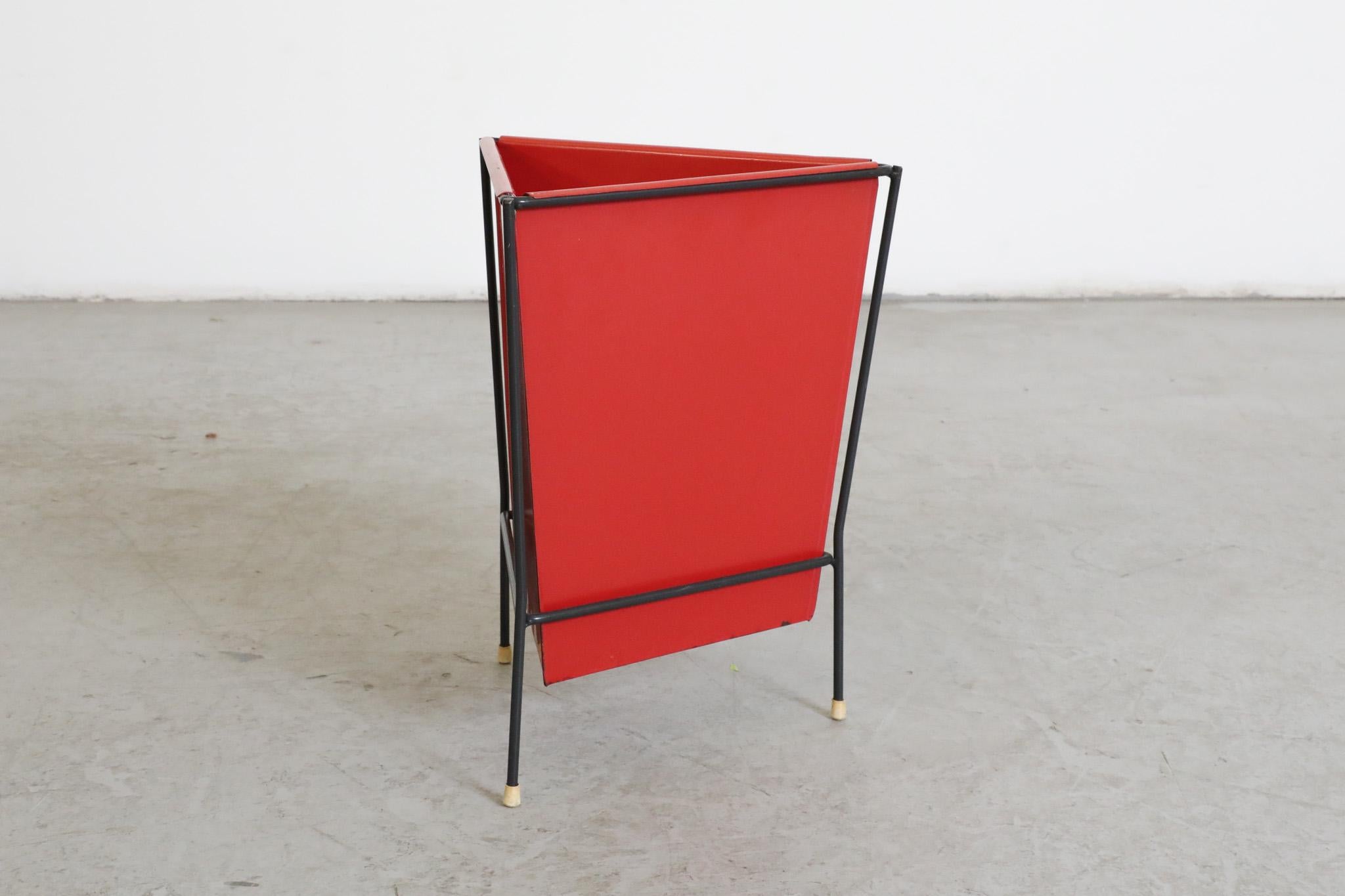 Pilastro Red Enameled Metal Triangle Bin with Black Frame For Sale 1