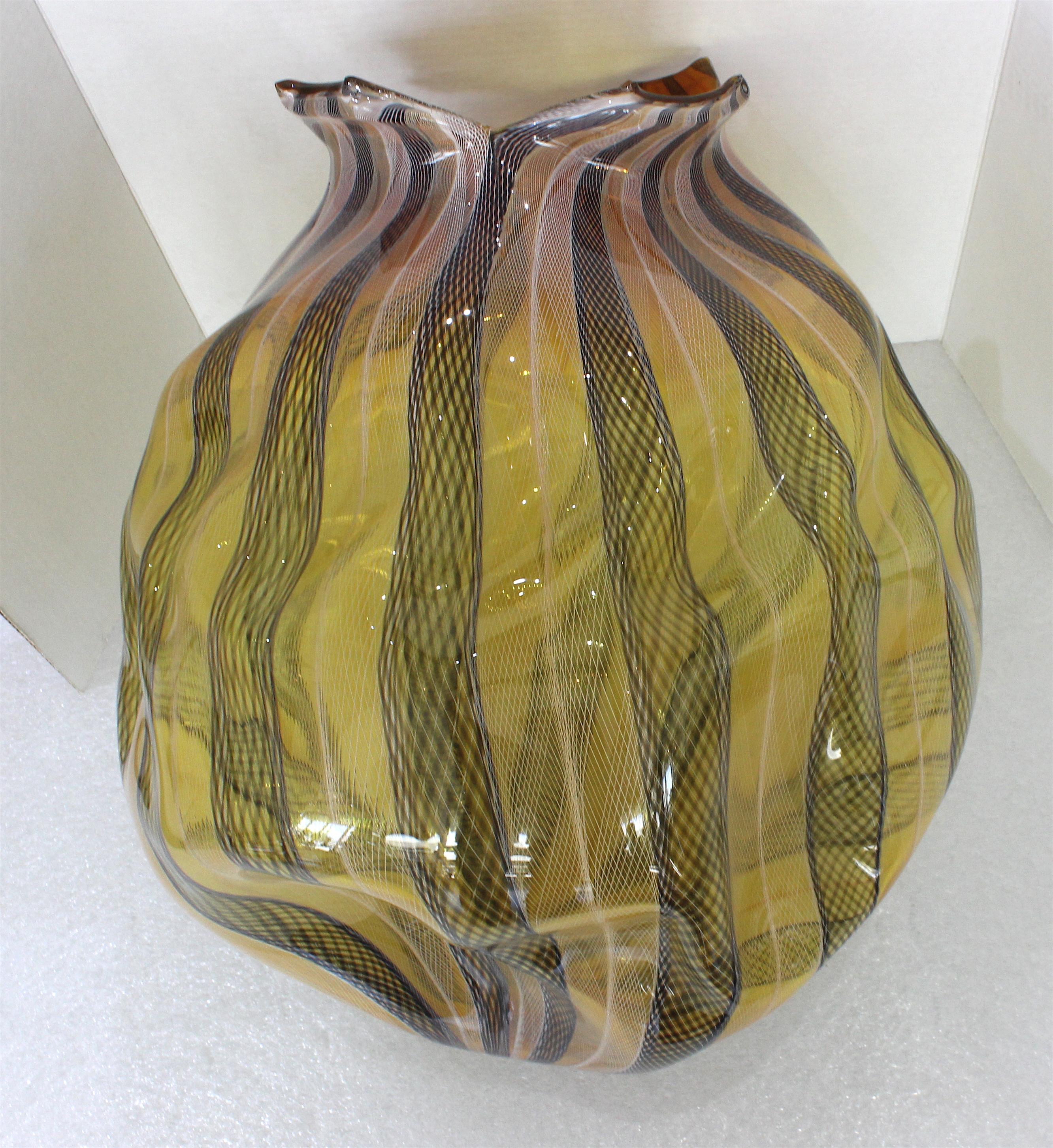 Art Glass Pilchuk Style Glass Vase Sculpture