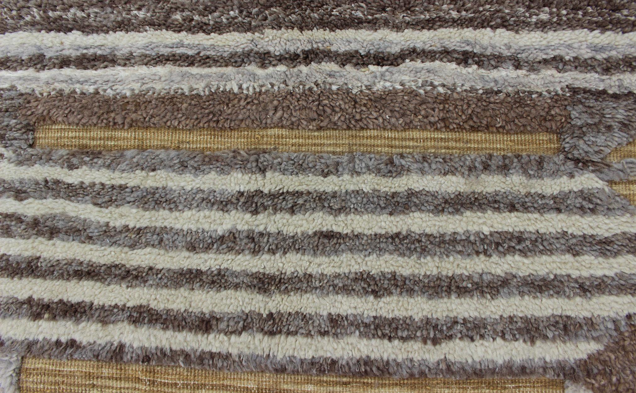 Wool Piled Modern Gallery Scandinavian/Swedish Geometric Design Rug in Earth Tones For Sale