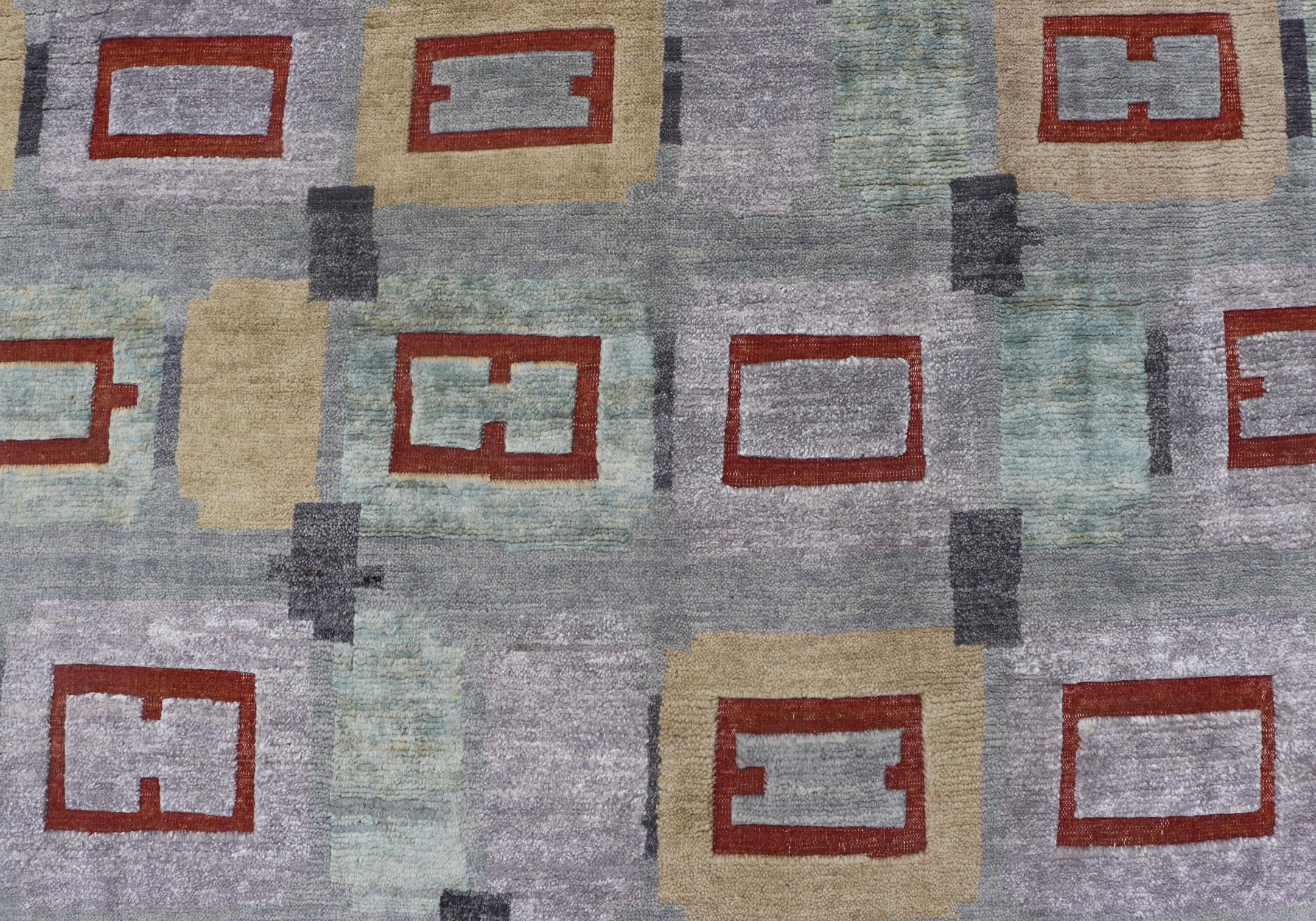 Scandinavo moderno Tappeto scandinavo in lana impilata con colori grigi, rossi e pastello 10'2 x 13'11 in vendita