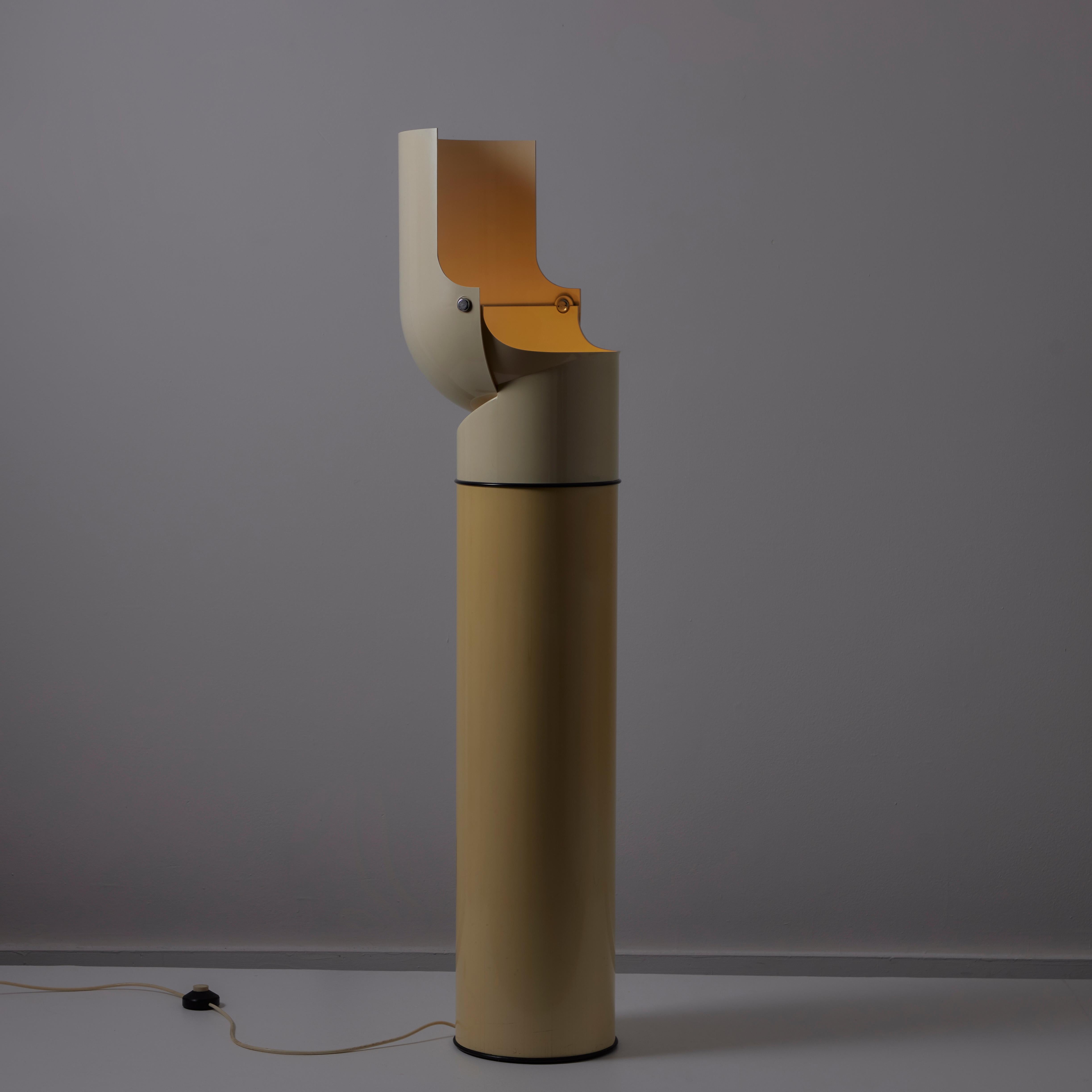 Stehlampe „Pileo“ von Gae Aulenti für Artemide (Kunststoff) im Angebot