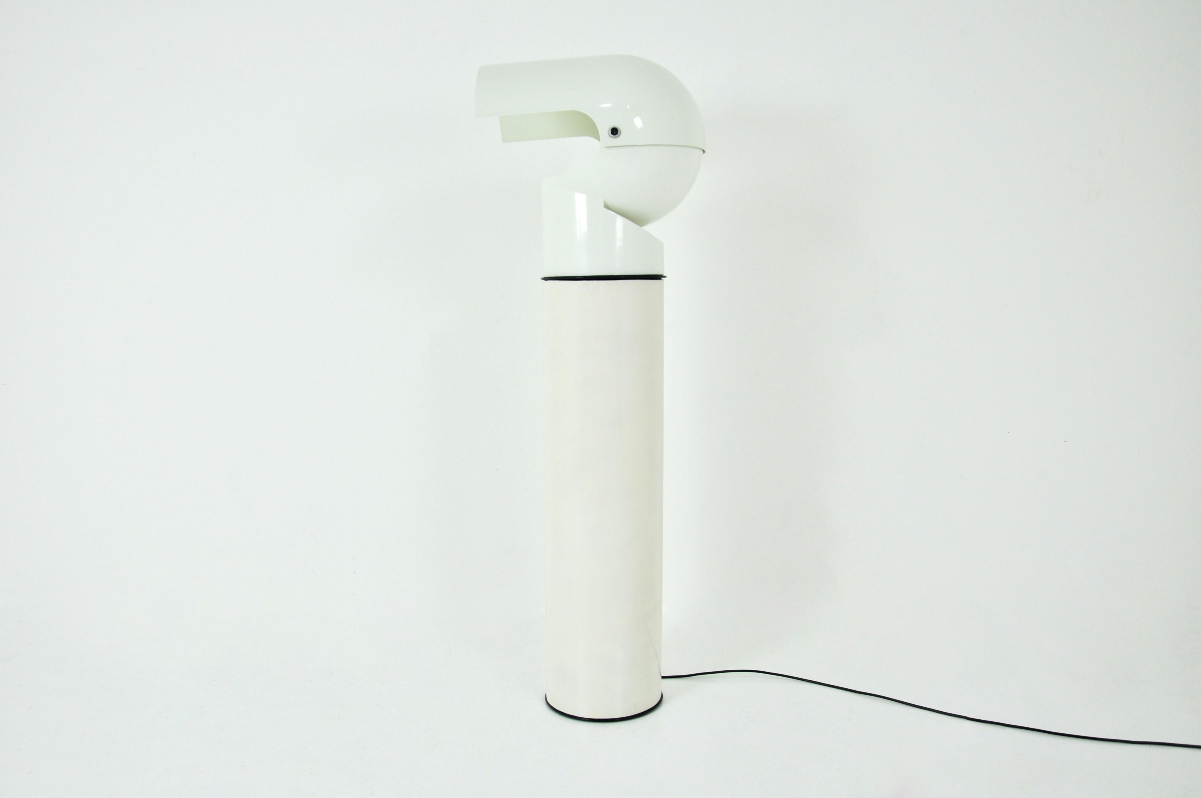 Plastique Lampadaire Palilo Mezzo de Gae Aulenti pour Artemide, 1970 en vente