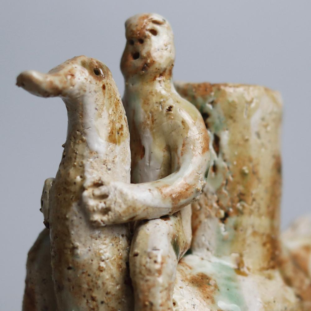 Chinois Pèlerin sur l'aile  Bougeoir en céramique fabriqué à la main par Darren Dai en vente