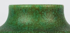 Vaso smaltato Pilkington Royal Lancastrian in stile Art Déco, verde screziato
