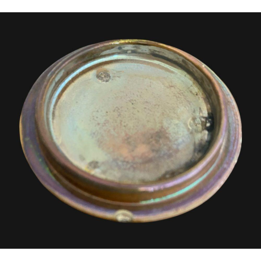 Pilkingtons Lustre Pill Box mit Wappenschachtel mit Wappenschild, dekoriert mit Wappenschild, 1907 im Zustand „Gut“ im Angebot in Chipping Campden, GB