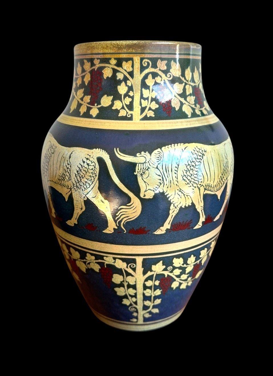 Pilkington's Lustre Vase In Good Condition For Sale In Chipping Campden, GB