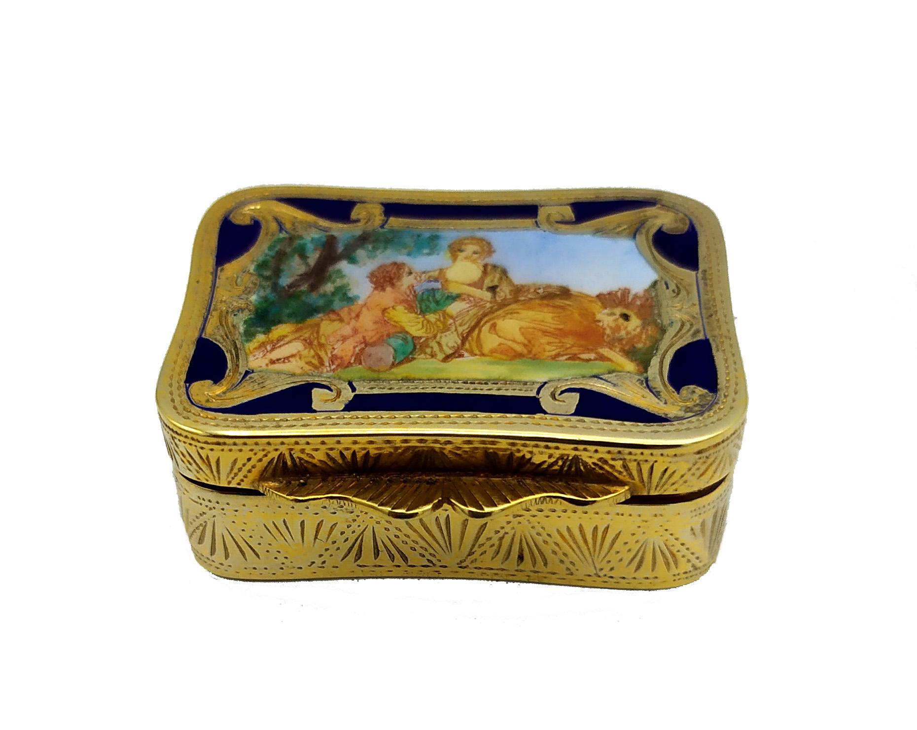 Shaped pill box in 925/1000 sterling silver gold plated with hand painted miniature with fire enamelling in Louis XVI style, second half of the 19th century, and fine hand engravings. Measure cm. 2.8 x 3.8 cm high. 1.4. Weight gr. 35. Produced in