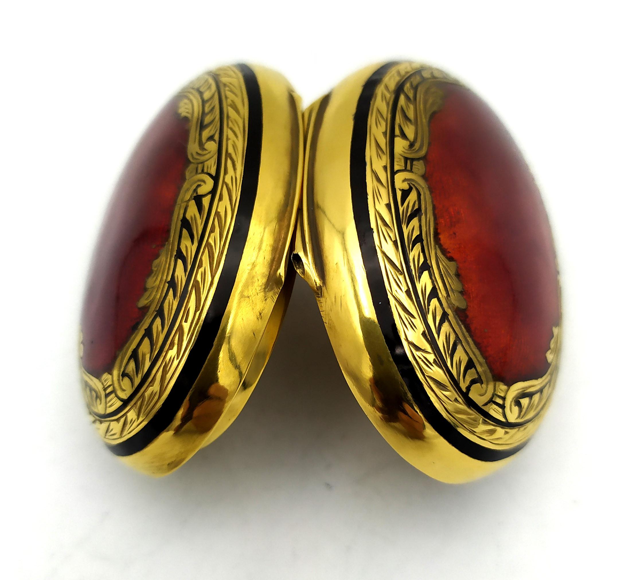 Pill Box oval Silver Sterling Enameled and handcarved Salimbeni In Excellent Condition For Sale In Firenze, FI