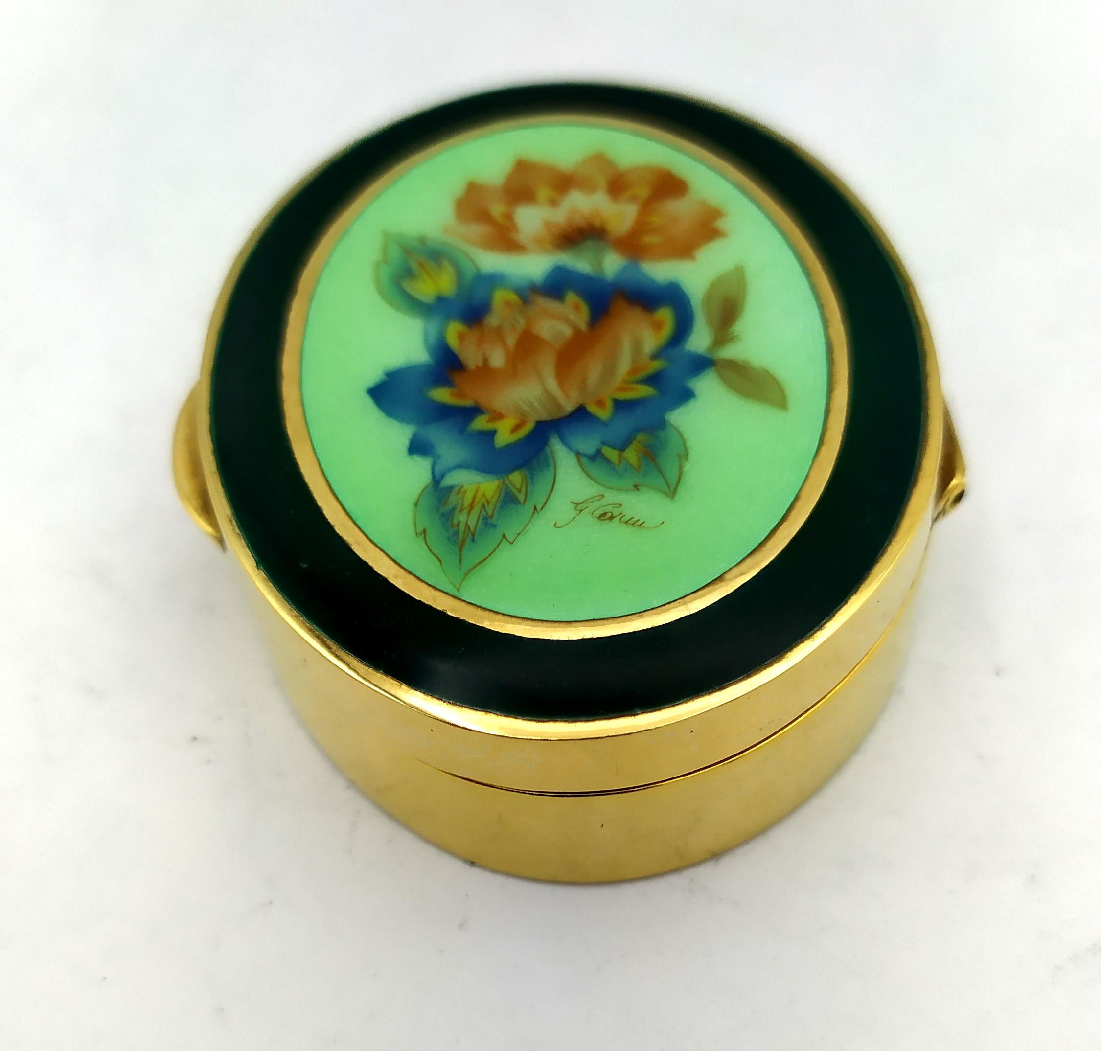 Pill Box oval with floral miniature Art Nouveau style Sterling Silver Salimbeni  in 925/1000 sterling silver gold plated with hand-painted fire-enamelled floral miniature in Art Nouveau style. Dimensions cm. 5 x 7 x 1.5. Weight gr. 82. Designed by