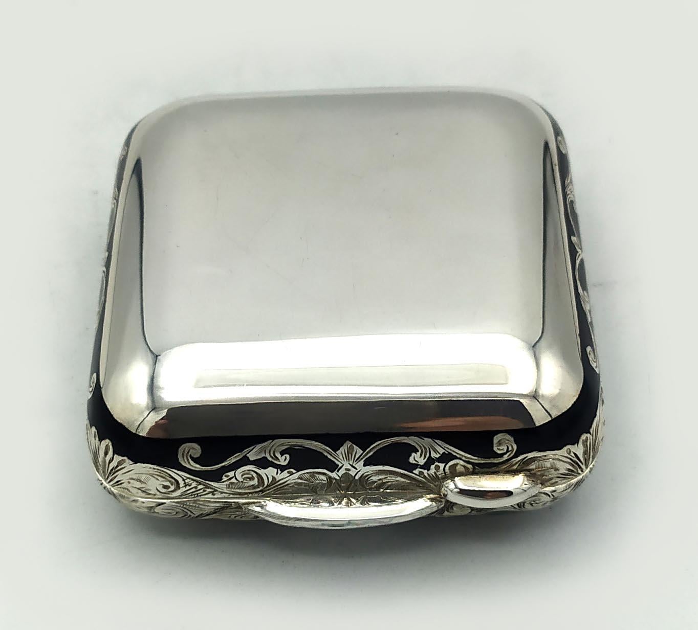 Pastillero de bolsillo grabado y esmaltado Plata Esterlina Esmalte Salimbeni Chapado en oro en venta