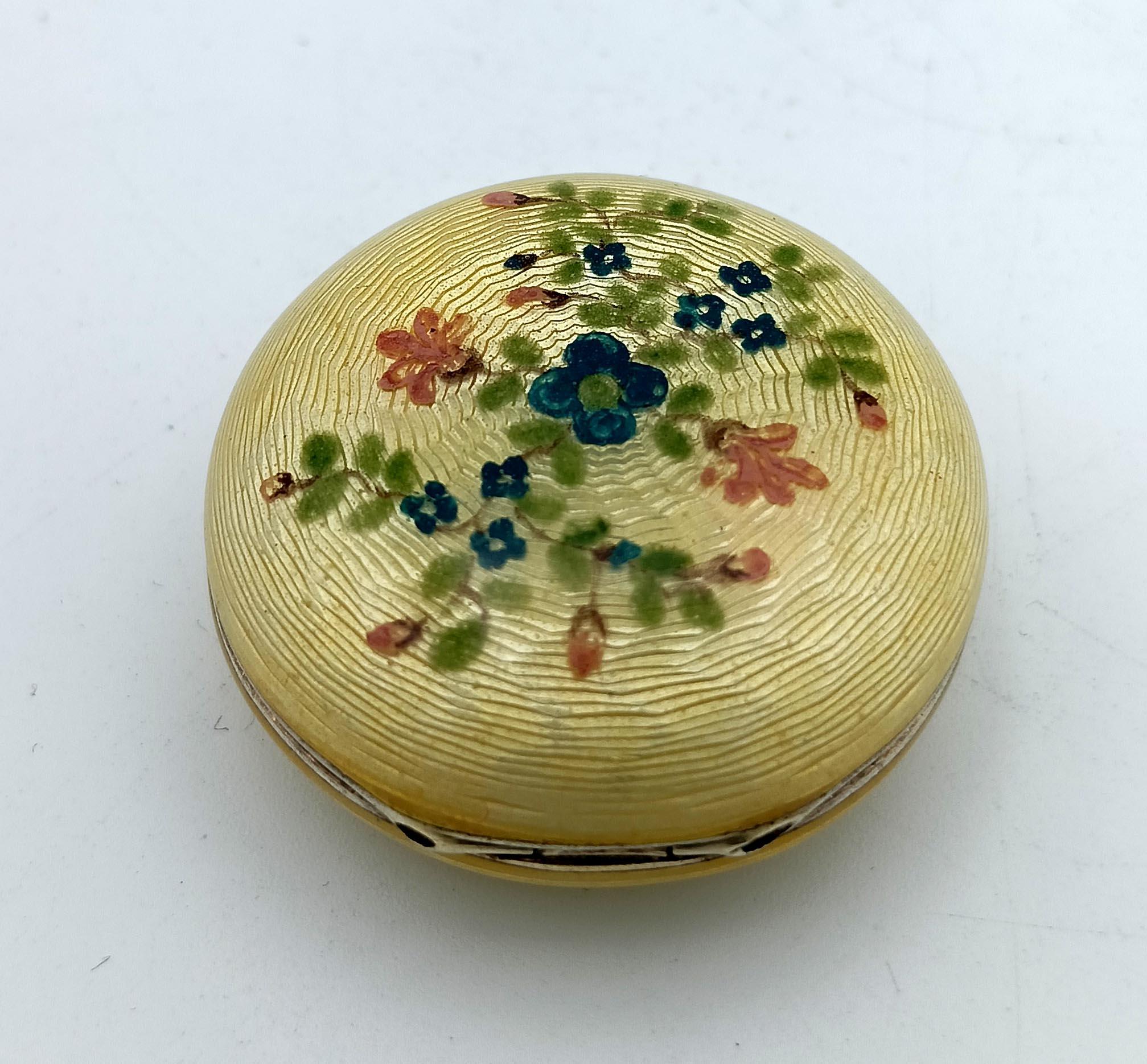 Hand-Carved Pill Box Round, domed in Silver Sterling Enamel on a guilloche pattern Salimbeni For Sale