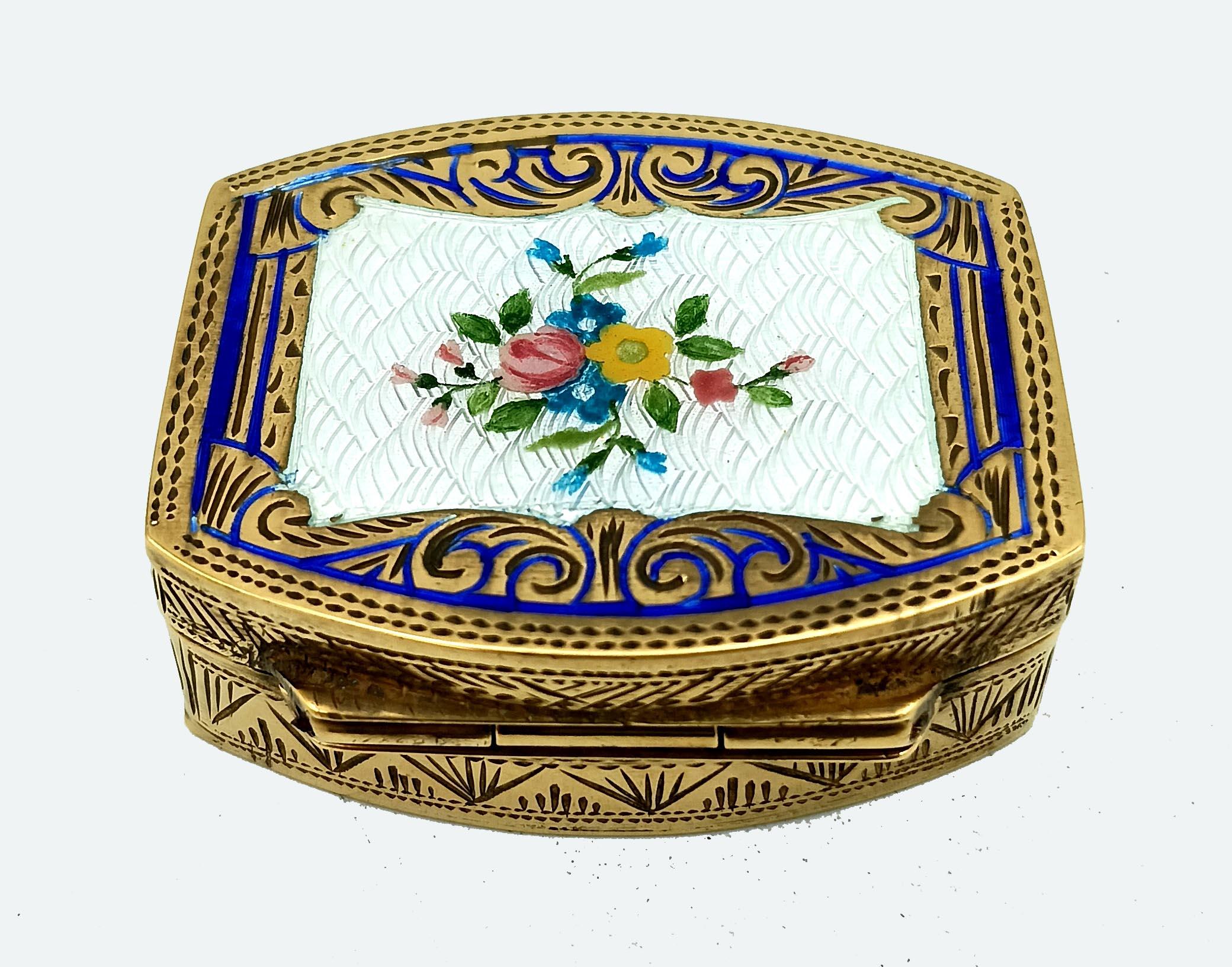 Late 20th Century Pill Box Round, domed in Silver Sterling Enamel on a guilloche pattern Salimbeni For Sale