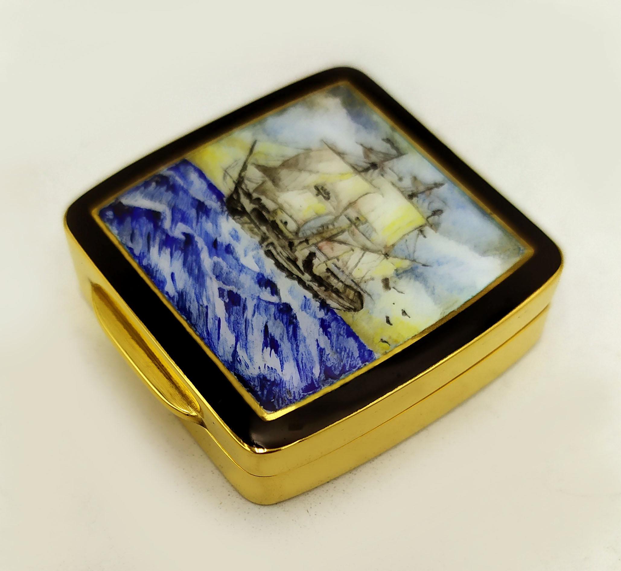 Pill Box Silver is rectangular with 2 slightly rounded sides.
Pill Box Silver Sterling Enamel Miniature Sailing Ship is in 925/1000 sterling silver gold plated 24carats.
Pill Box Silver is with translucent fired enamels on guilloché.
Pill Box Silver