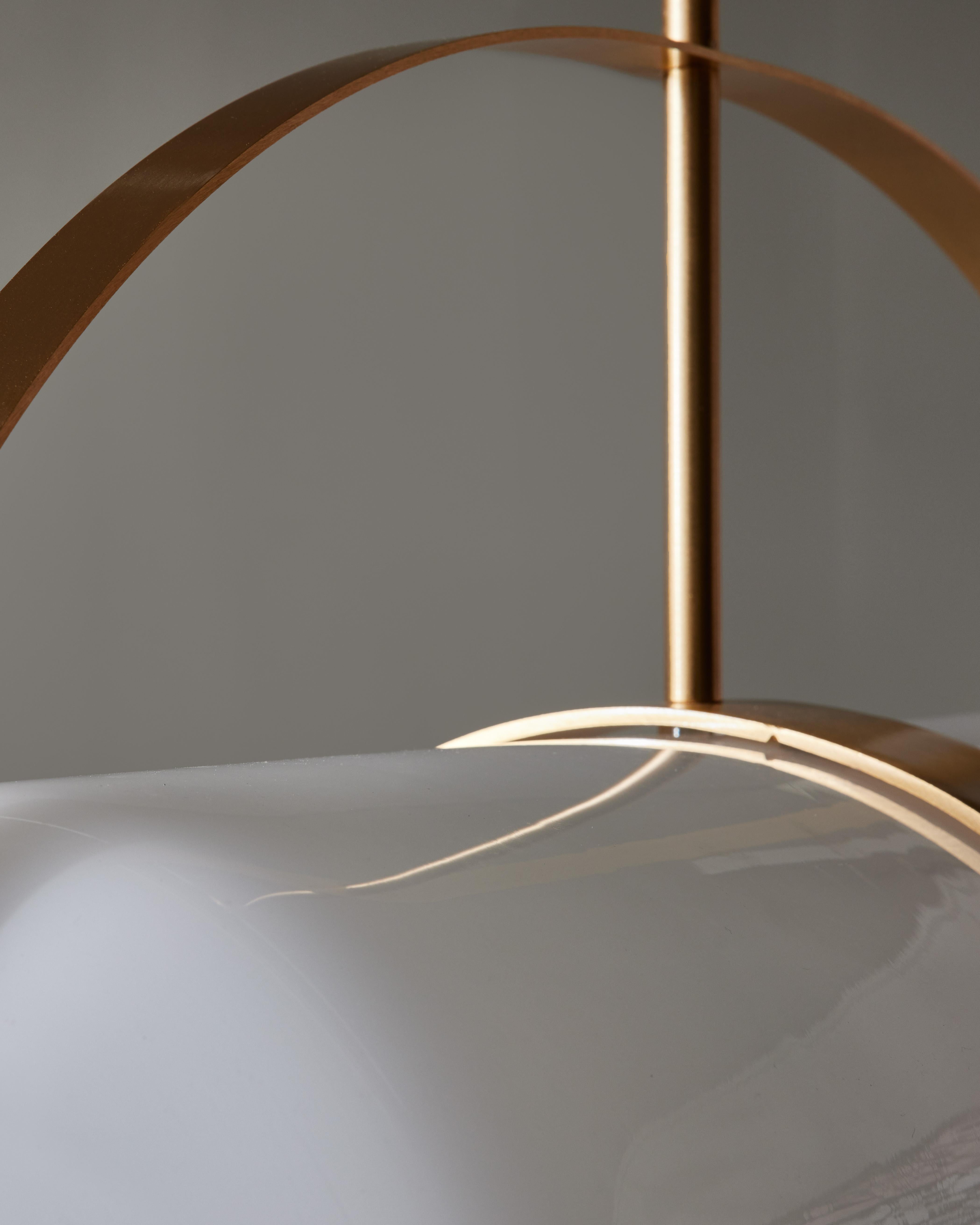 Pill Shaped Brass and Opaline Glass Suspension In New Condition In Saint-Ouen, IDF