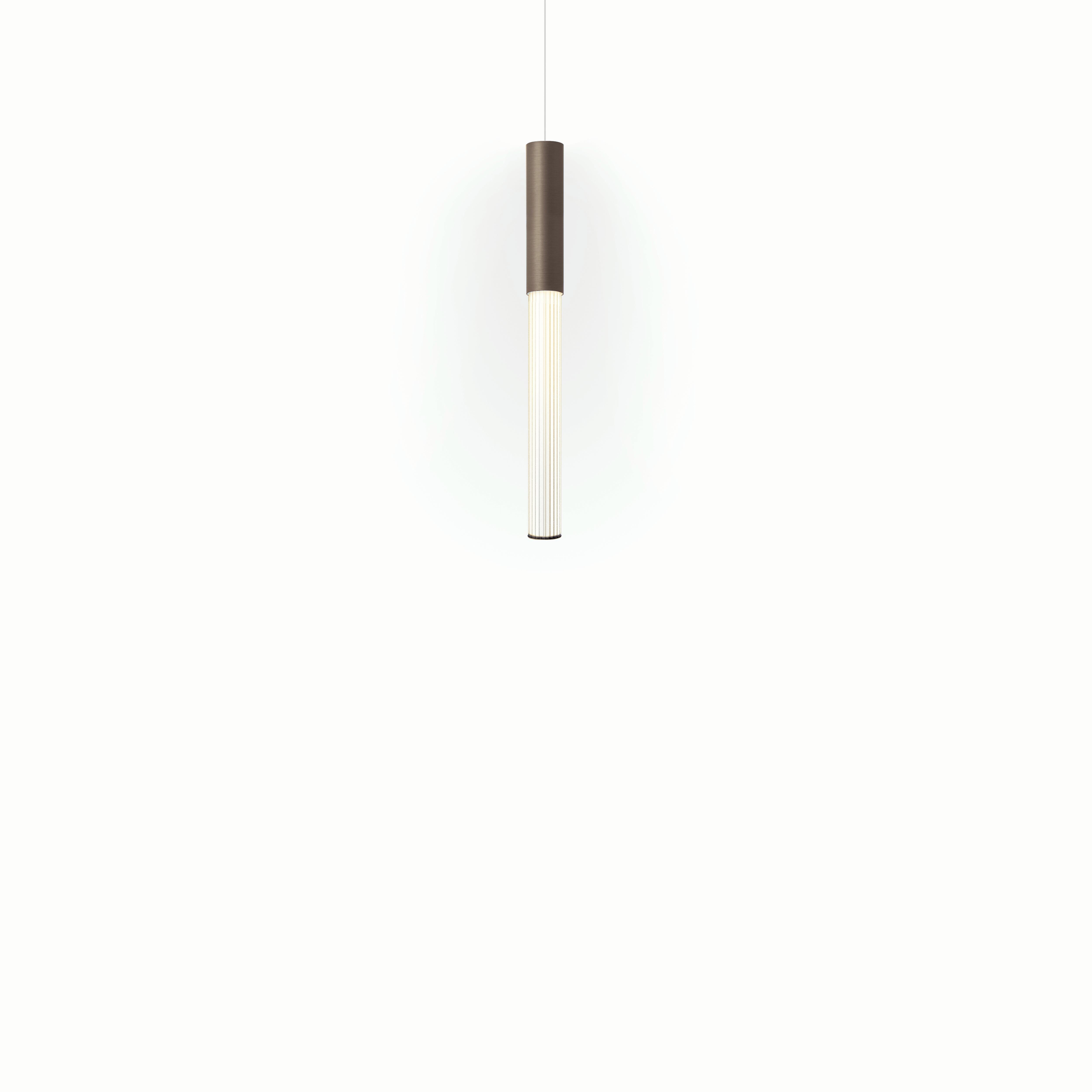 Pilar 75 Vertical Aluminio Rosa Lámpara Colgante Contemporánea by JSPR Anodizado en venta