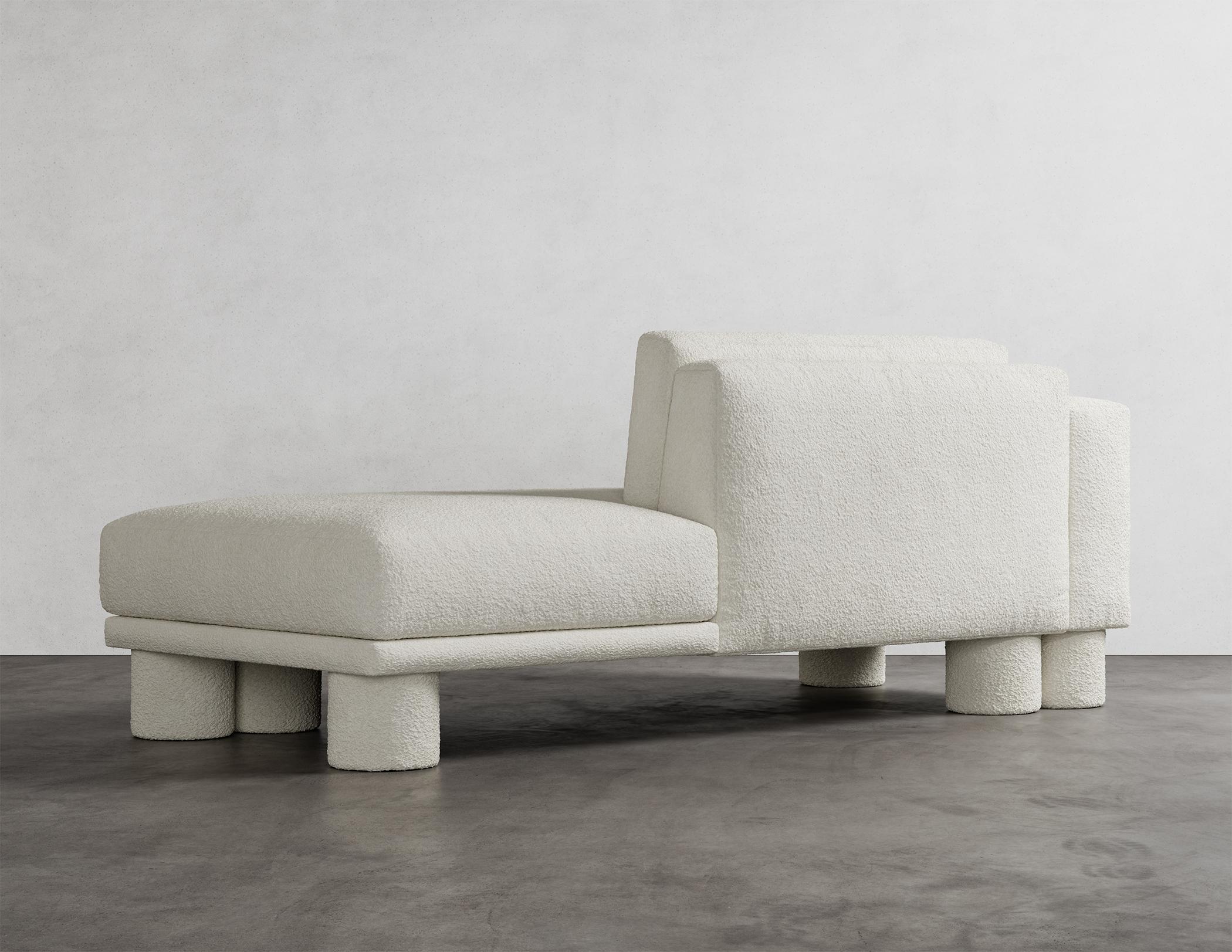 American PILLAR CHAISE - Modern design in Soft White Boucle For Sale