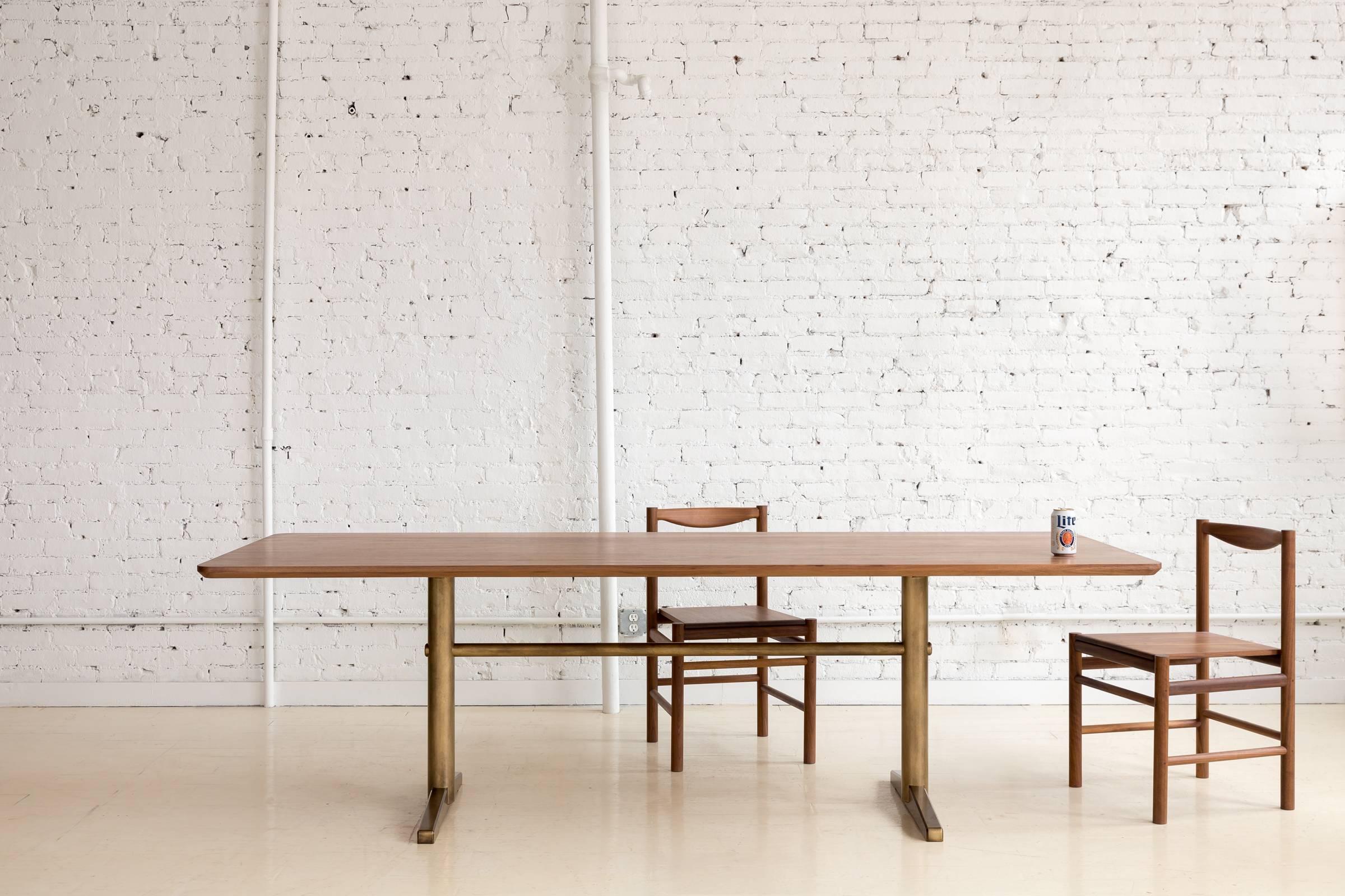 Pillar Dining Table in Walnut and Brushed Brass by Fort Standard, in Stock In New Condition For Sale In Brooklyn, NY