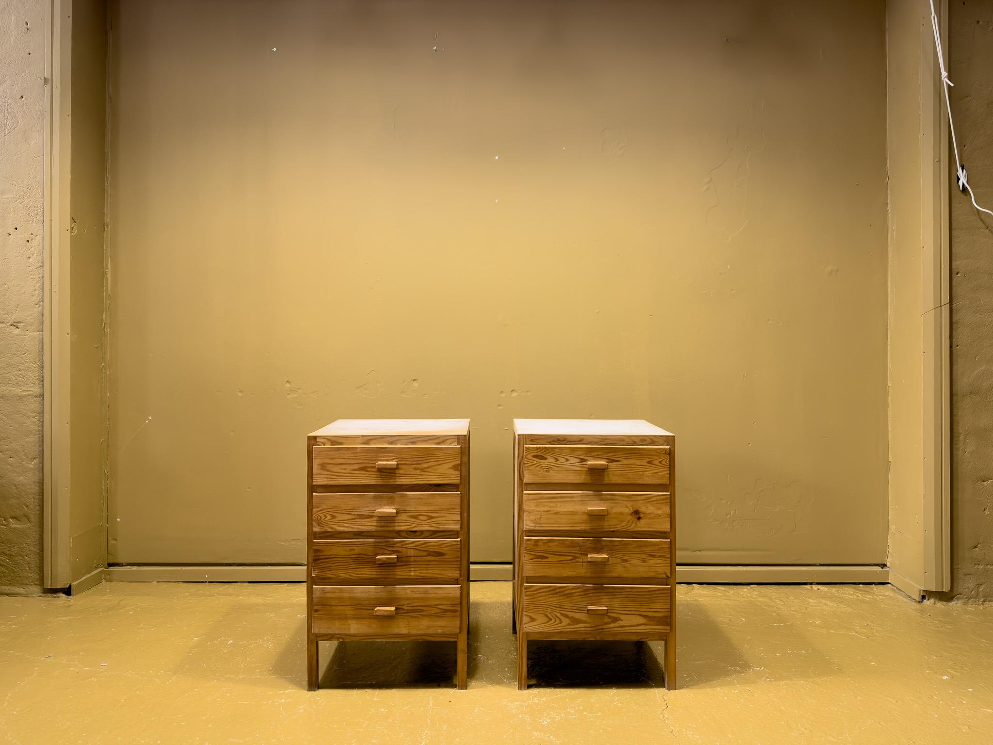 This set of Danish 1950s pine drawer units showcases clean lines, natural materials, and functional design, making them a versatile addition to any space. Crafted from solid pine wood, their minimalist aesthetic and warm tones bring a touch of