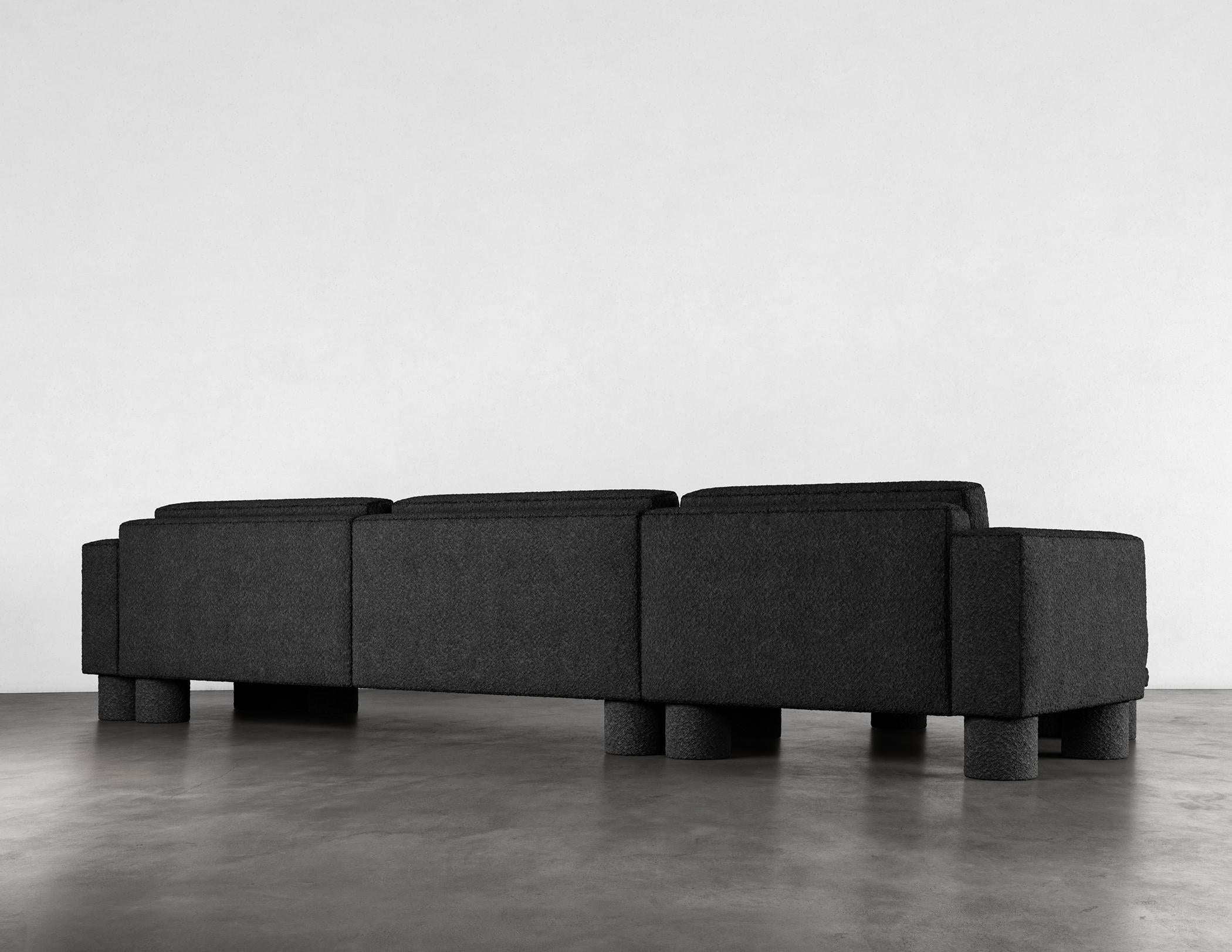 PILLAR SECTIONAL - Modern design in Black Boucle In New Condition For Sale In Laguna Niguel, CA