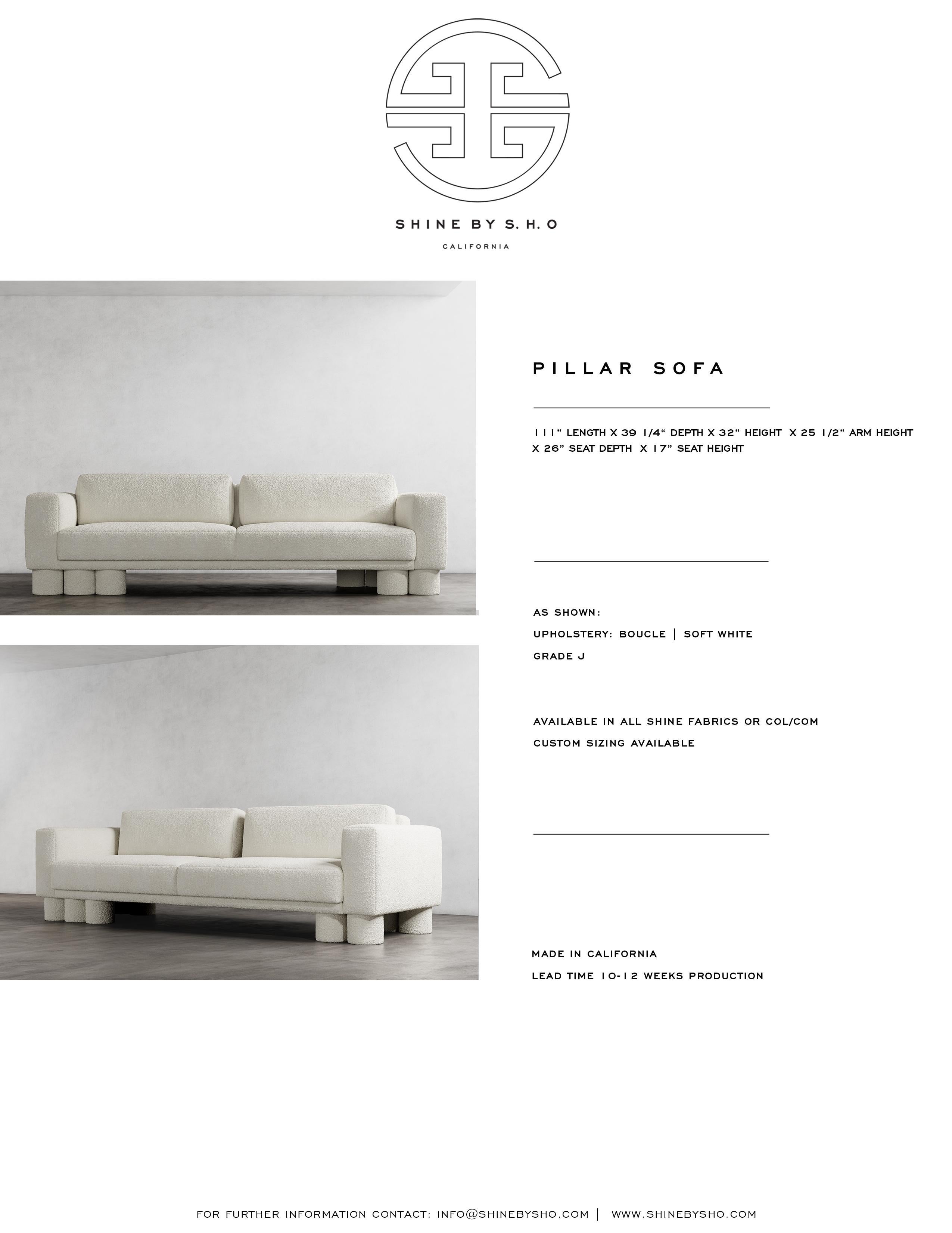 Fabric PILLAR SOFA - Modern design in Soft White Boucle For Sale