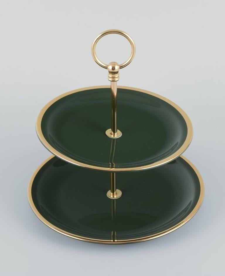 French Pillivuyt, France. Cake stand/etagère in porcelain. “Green Bistro”. For Sale