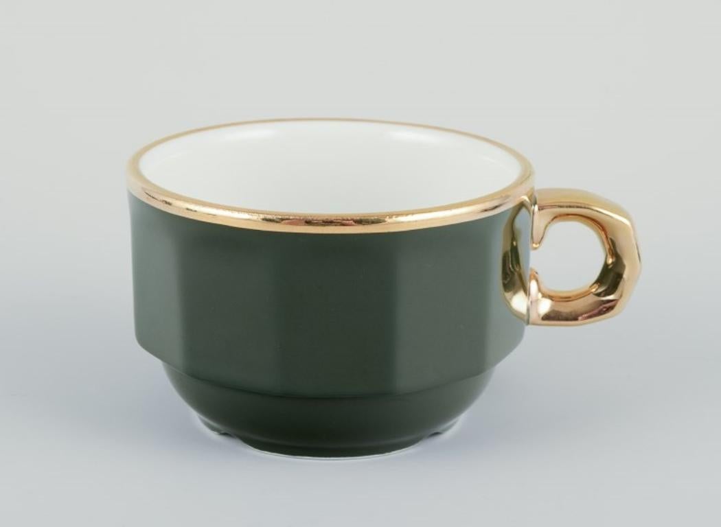 Pillivuyt, Francia. Cuatro tazas de café con platillos, cremera y azucarero Francés en venta