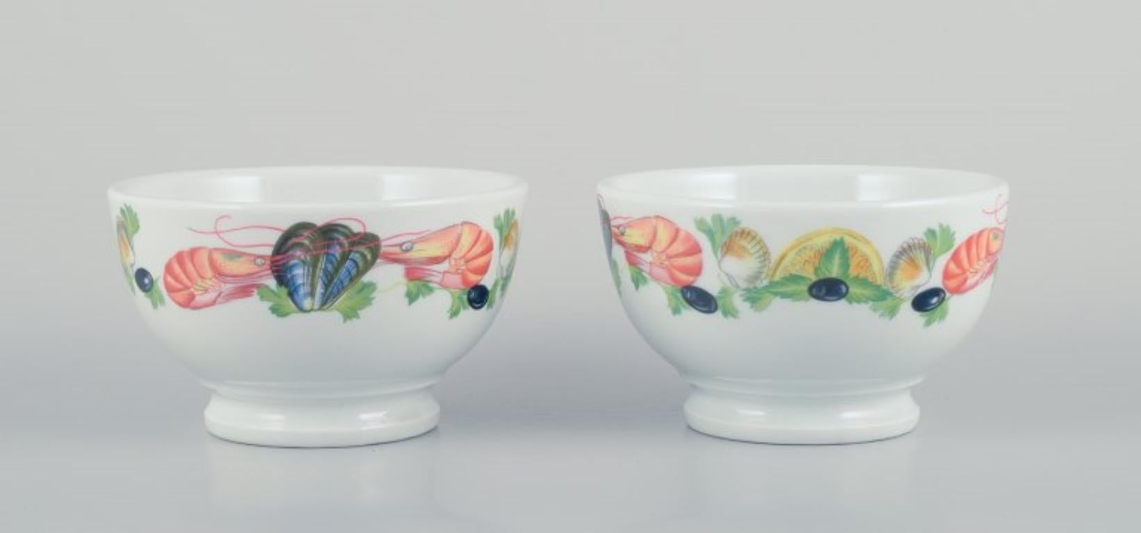 Pillivuyt, France, a set of two porcelain bowls with seafood motif.
Dating from the 1970s.
Marked.
In perfect condition.
Dimensions: Diameter 13.0 cm x Height 7.8 cm.