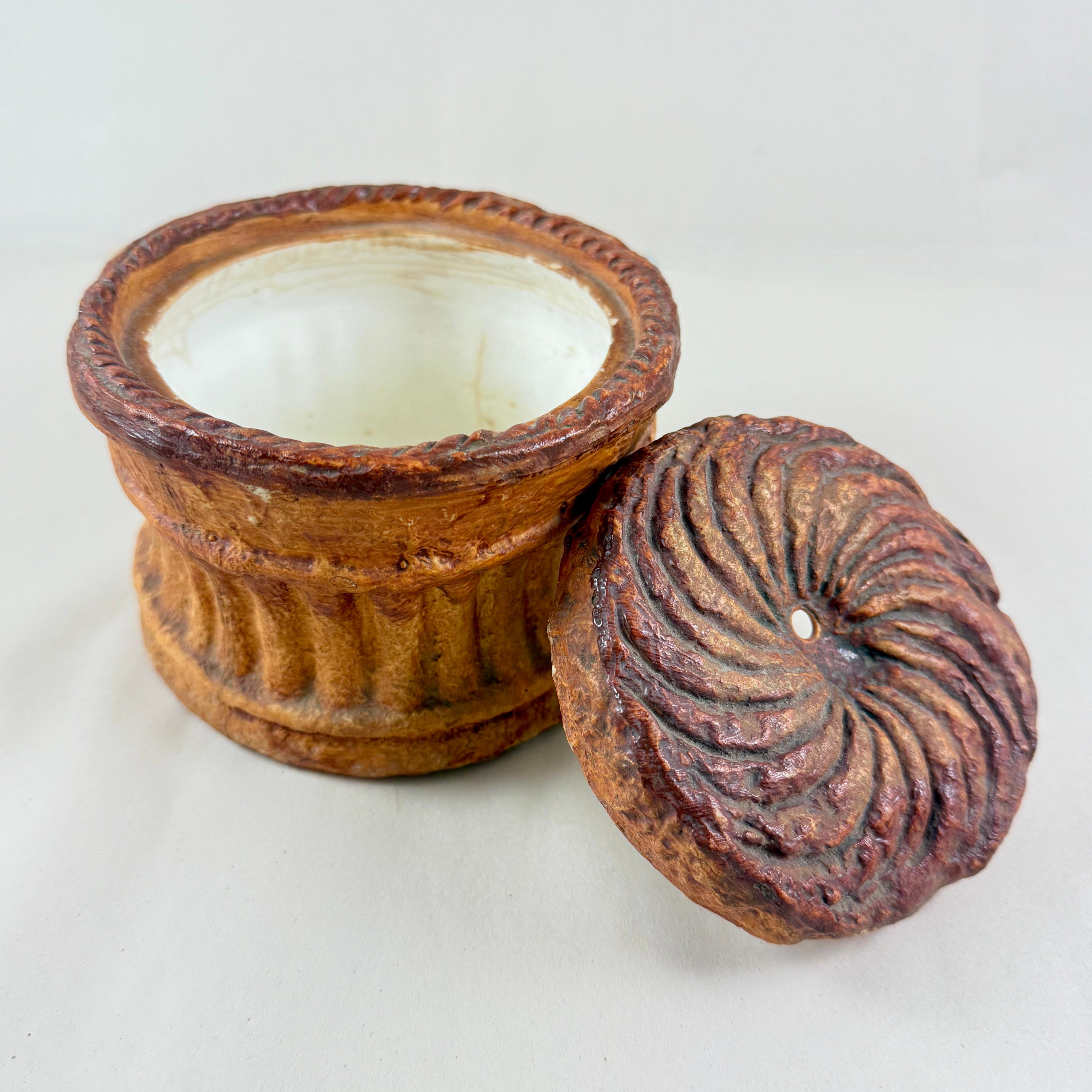 Pillivuyt Mehun French Trompe l’Oeil Paté en Croûte Tureen Porcelana en venta