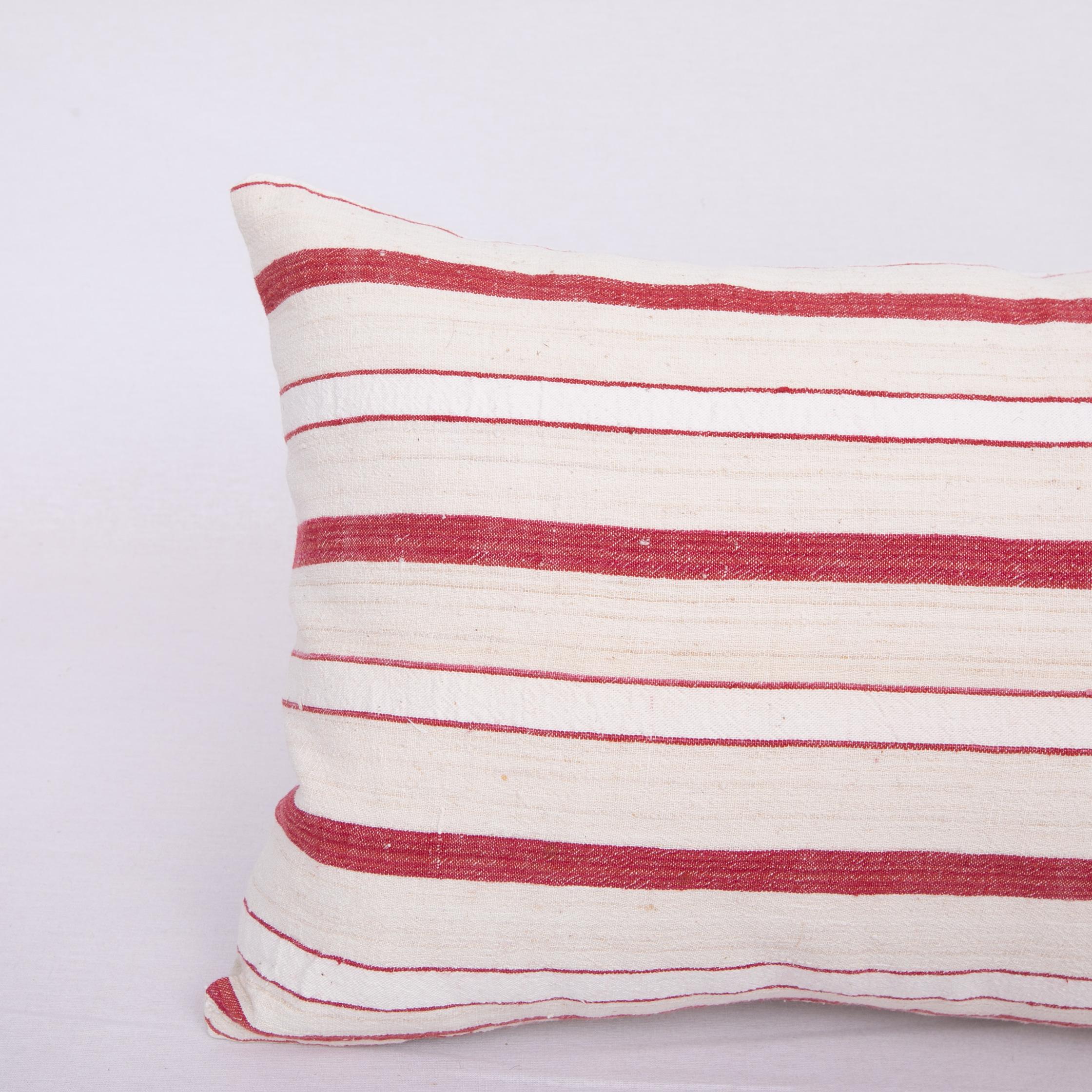 Rustico Fodera per cuscino realizzata con un tessuto di cotone vintage anatolico, anni '60 in vendita