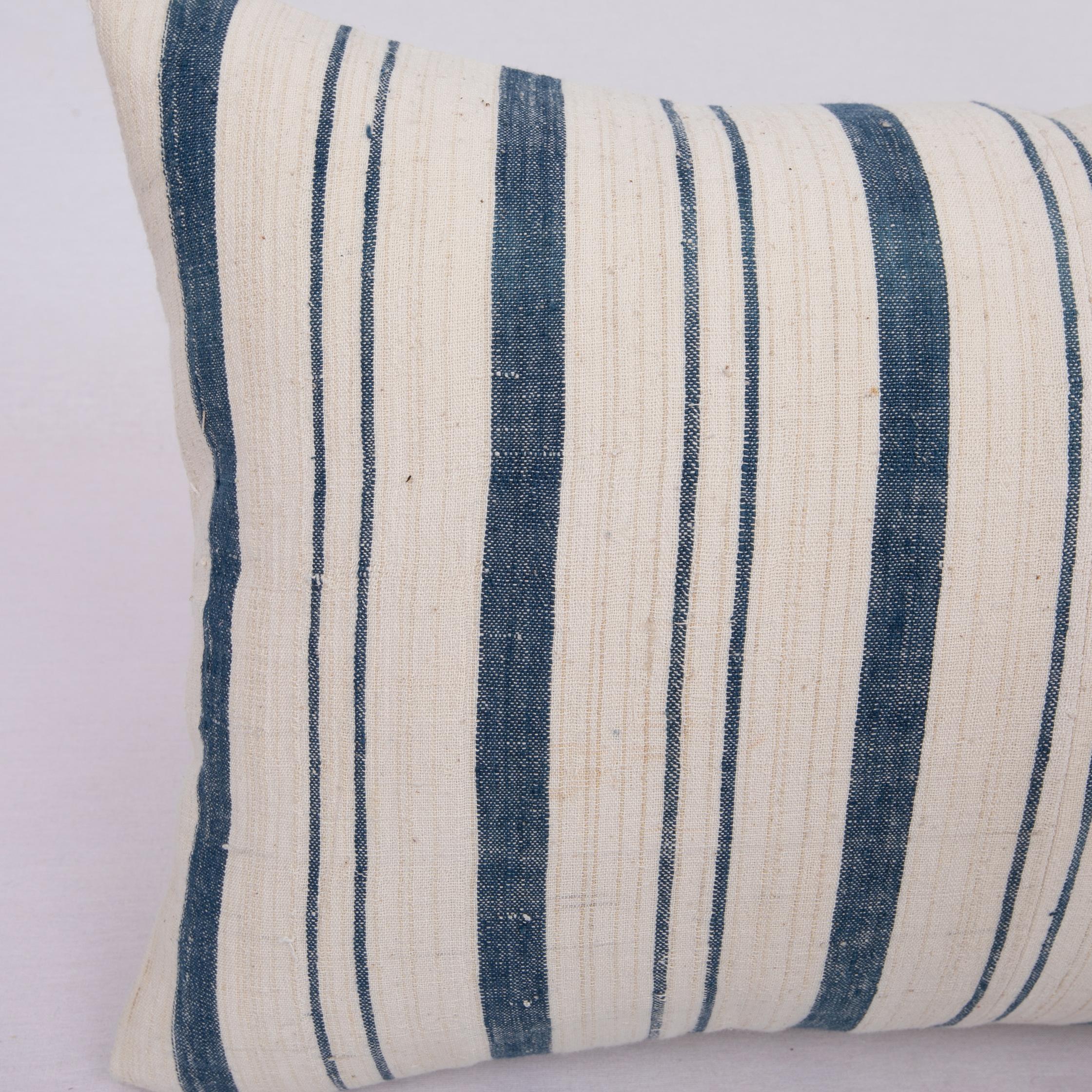 Rustico Fodera per cuscino realizzata con un tessuto di cotone vintage anatolico, anni '60 in vendita