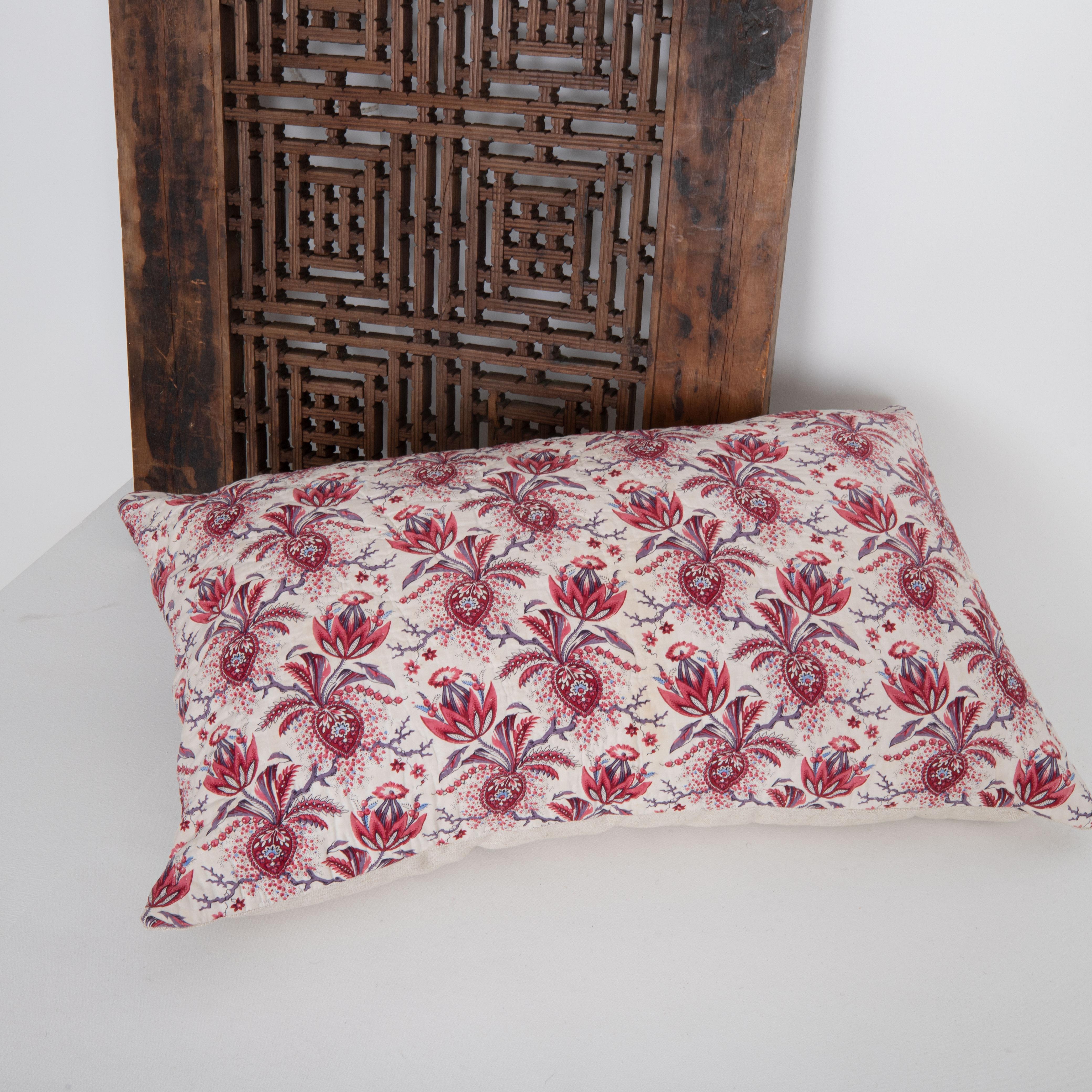 Pillow Case Made From 19th C. Quilt Fragment In Good Condition For Sale In Istanbul, TR