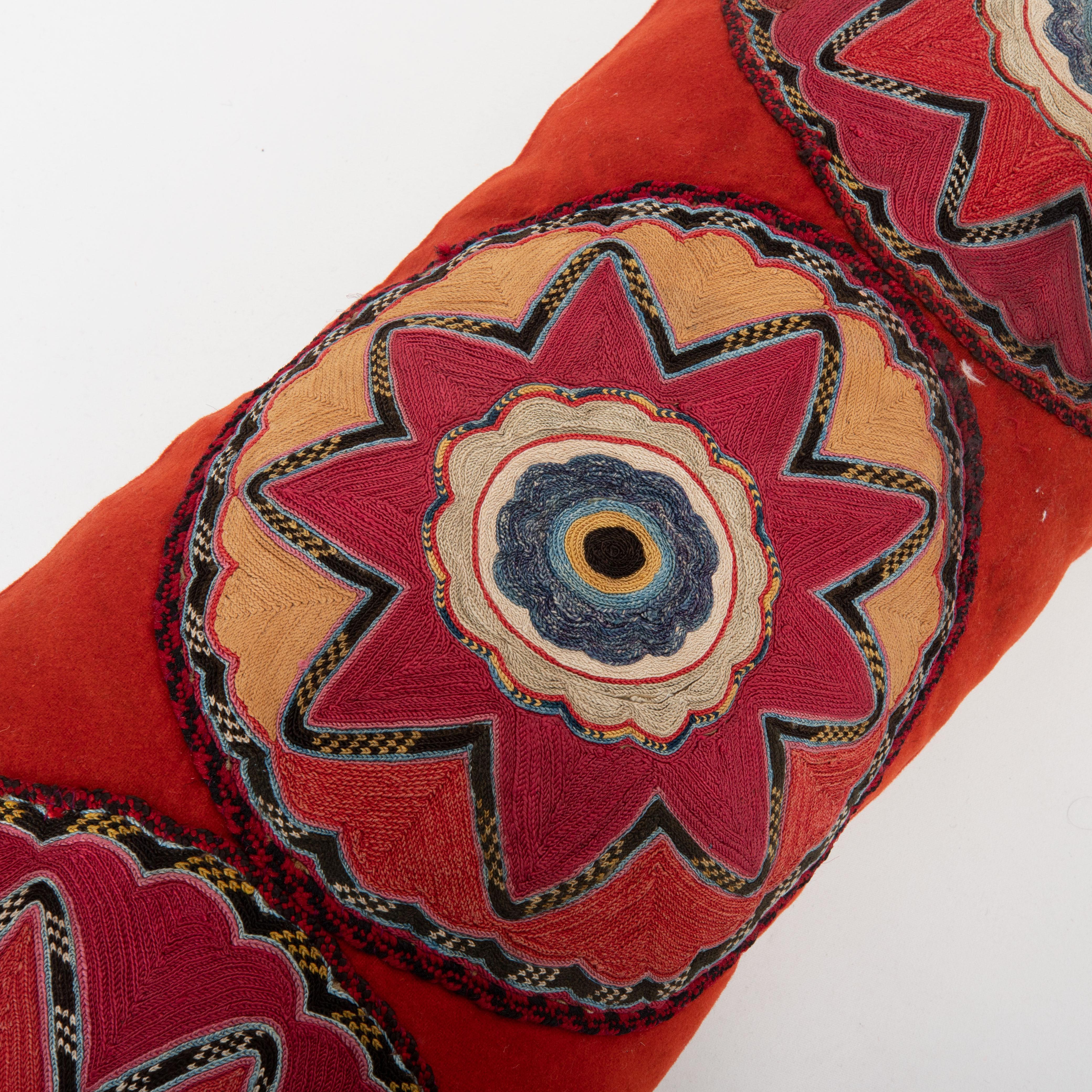 Pillow Case Made From a L 19th C. Uzbek Lakai Appliqued Panel In Good Condition For Sale In Istanbul, TR