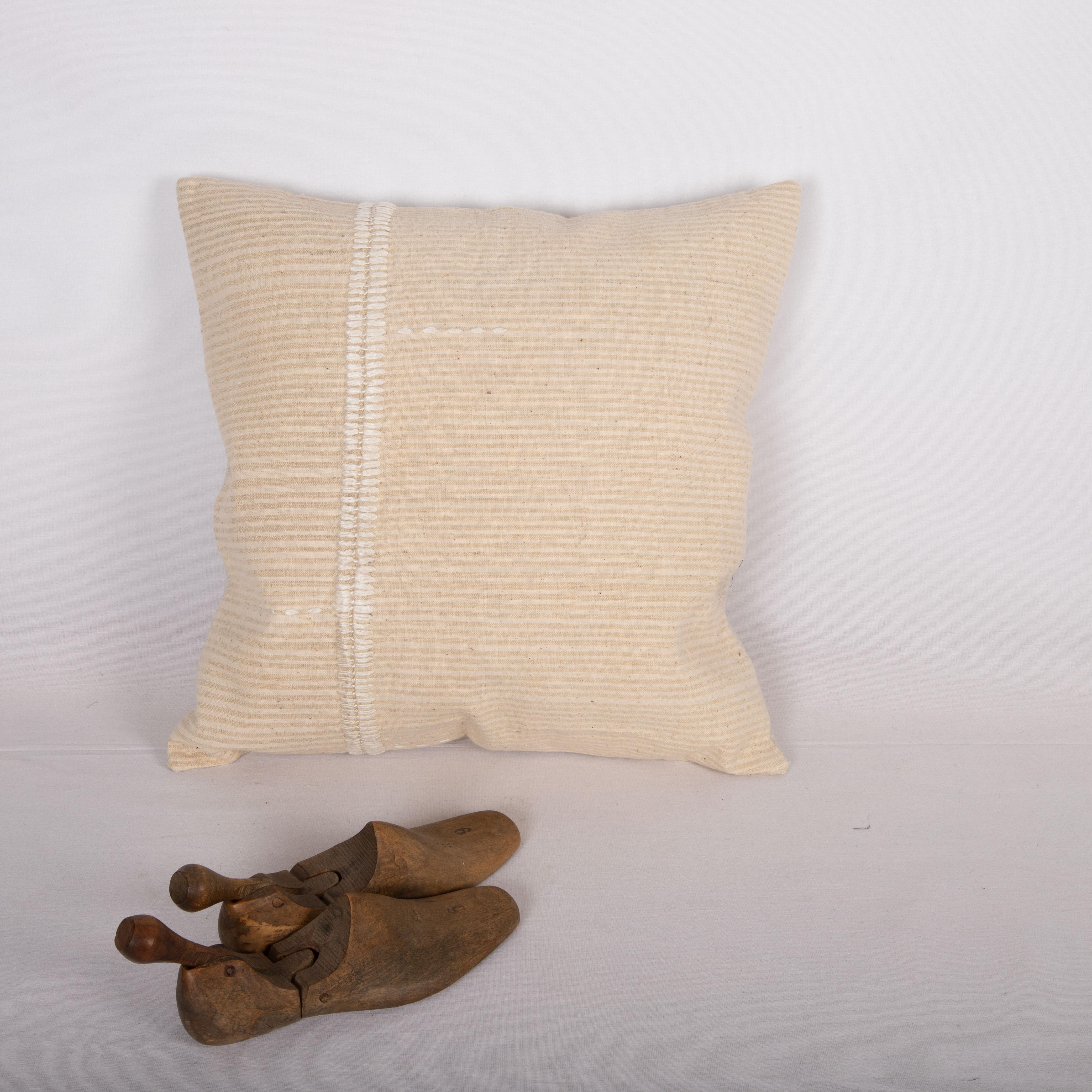 Turc Étui à oreillers fabriqué à partir d'une couvercle anatolienne, milieu du 20e siècle en vente