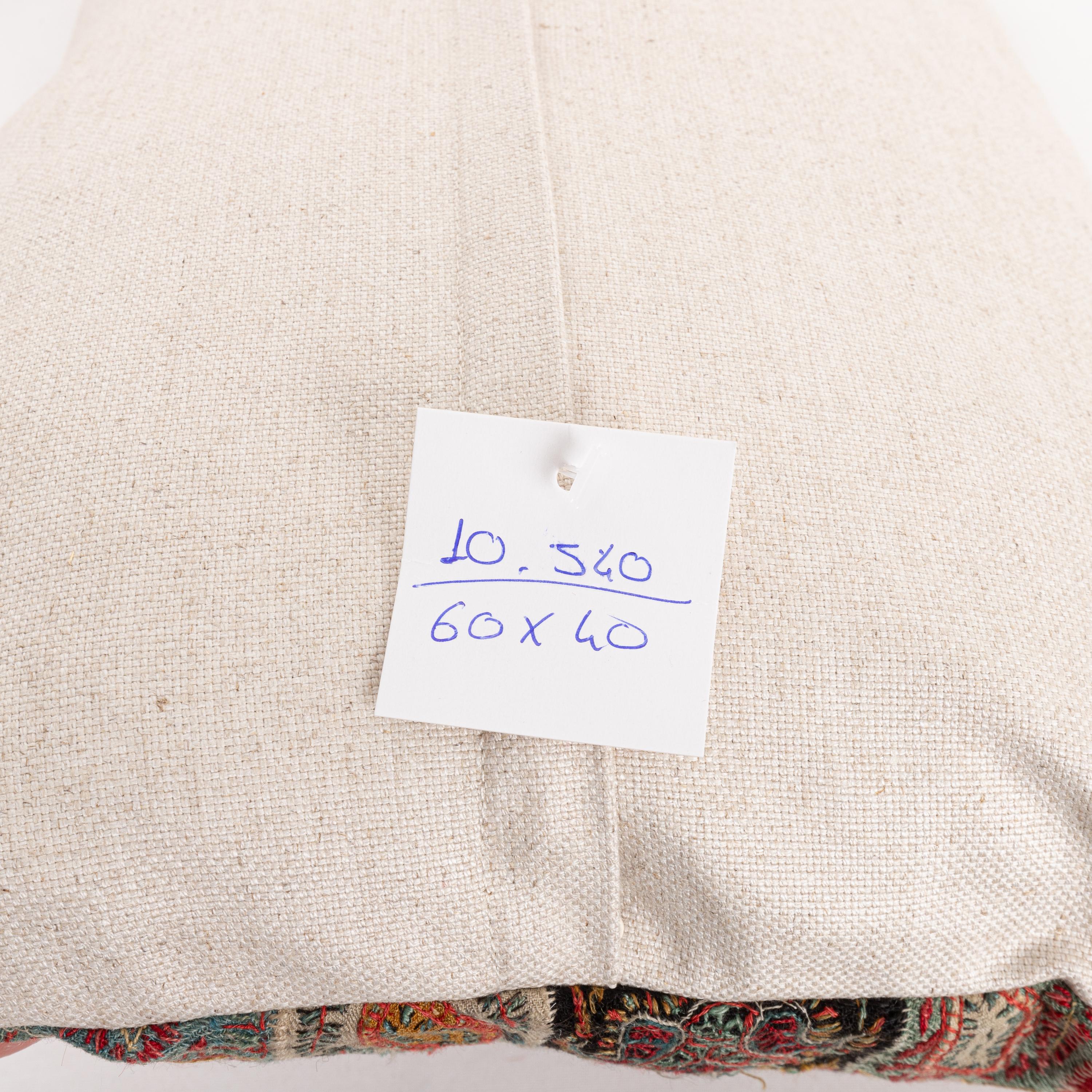 Kissenkoffer aus einem antiken Kaschmirschal, Indien (19. Jahrhundert) im Angebot
