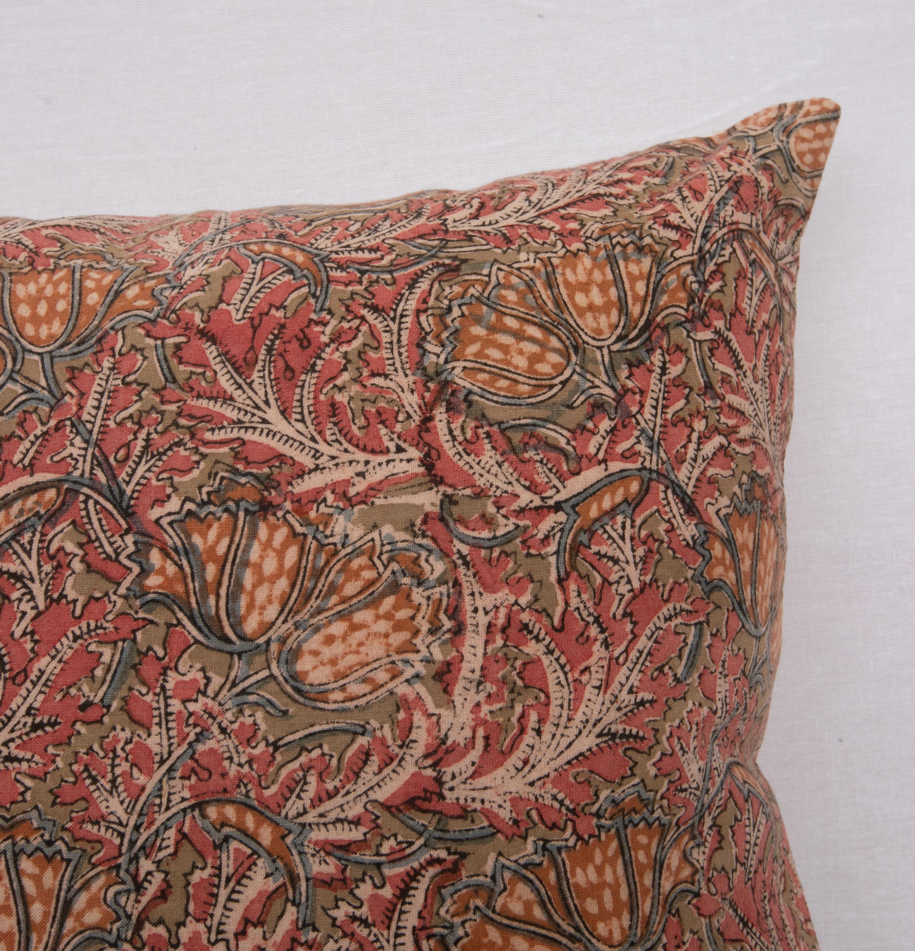 Pillow Case Made from an Indian Kalamkari, Early 20th C In Good Condition For Sale In Istanbul, TR