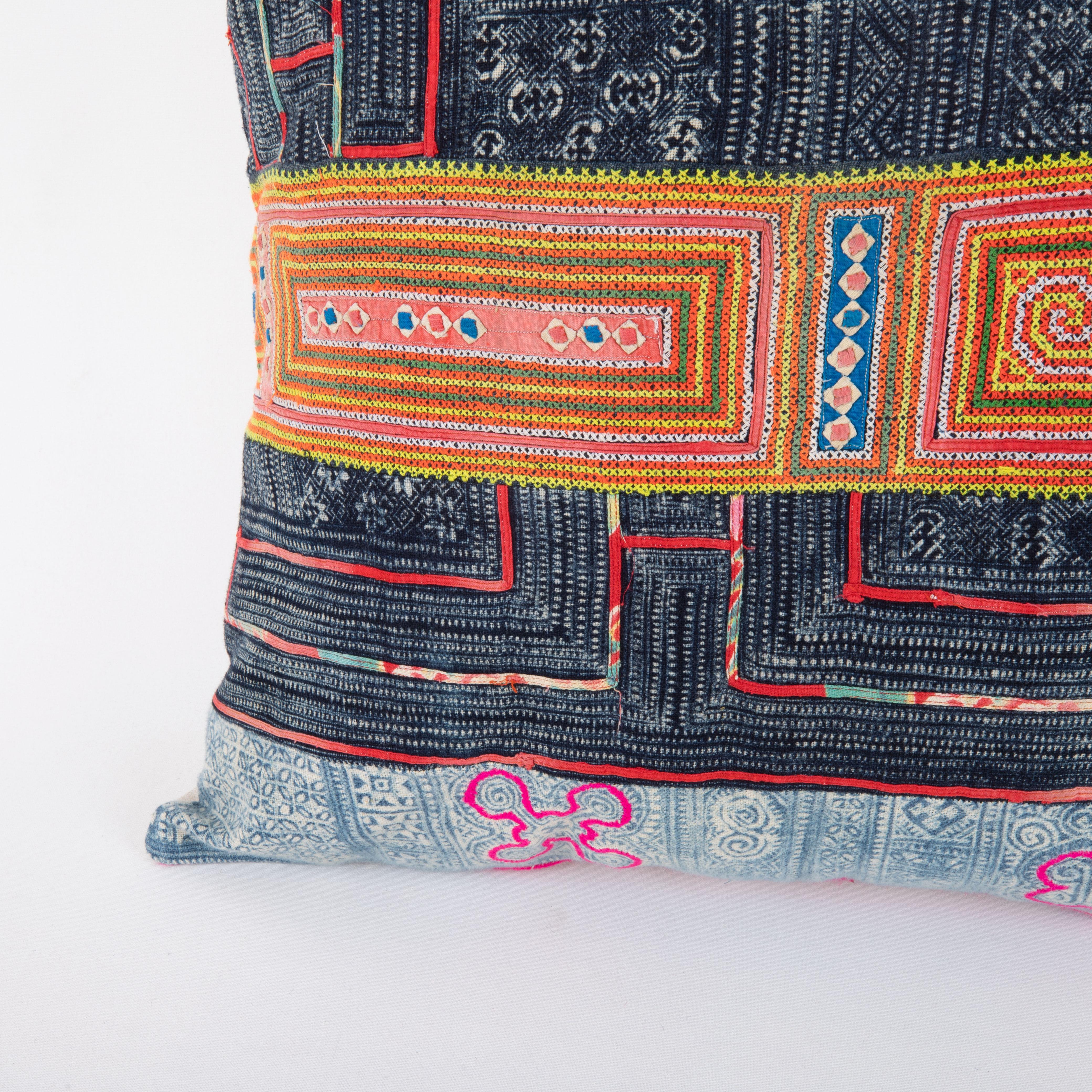 20th Century Pillow Case Made from Hmong Hill Tribe Batik Textile Mid 20th C For Sale