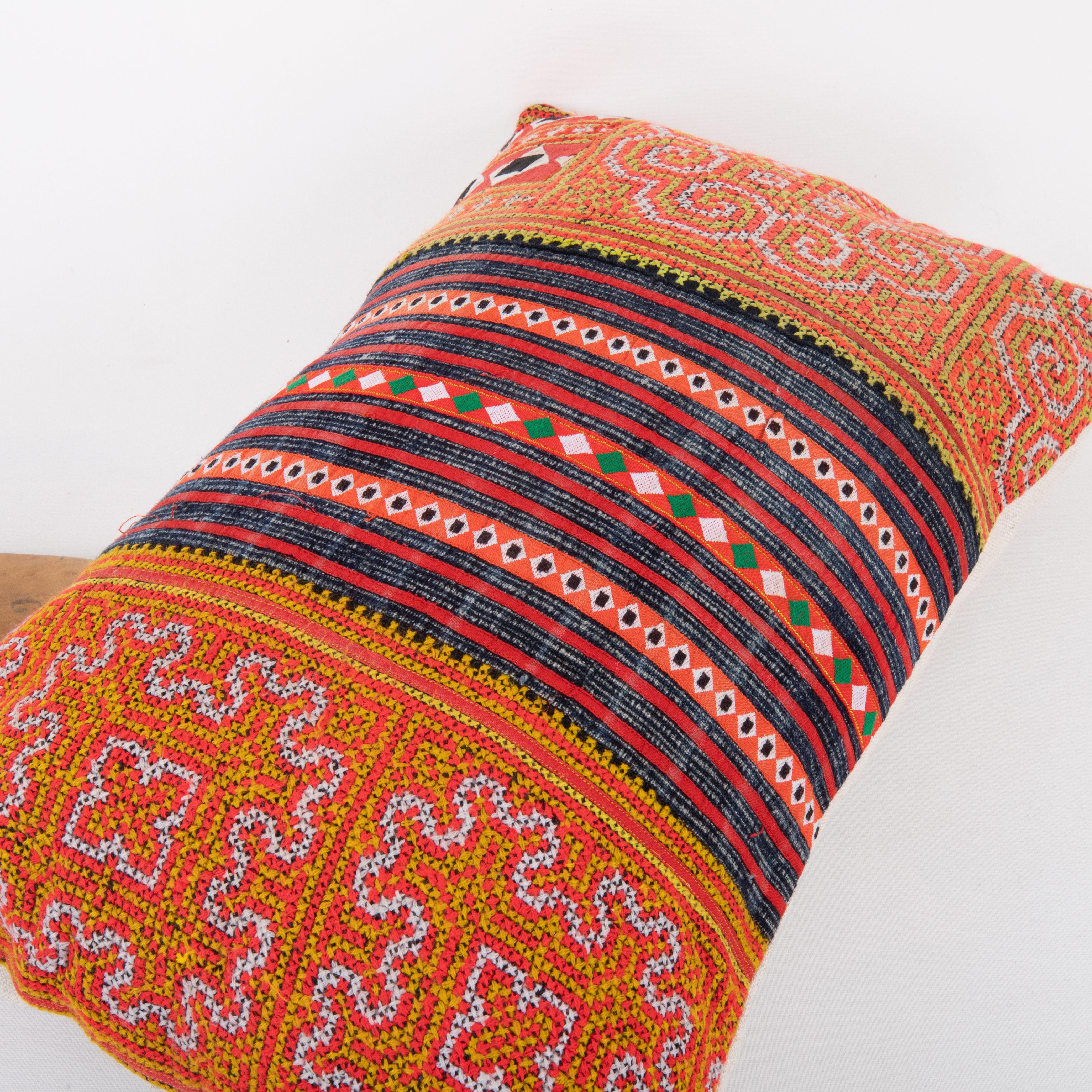 20th Century Pillow Case Made from Hmong Hill Tribe Batik Textile Mid 20th C For Sale