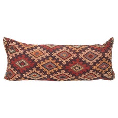 Housse d'oreiller fabriquée à partir d'un panneau ancien de Mafrash (sac de rangement) caucasien
