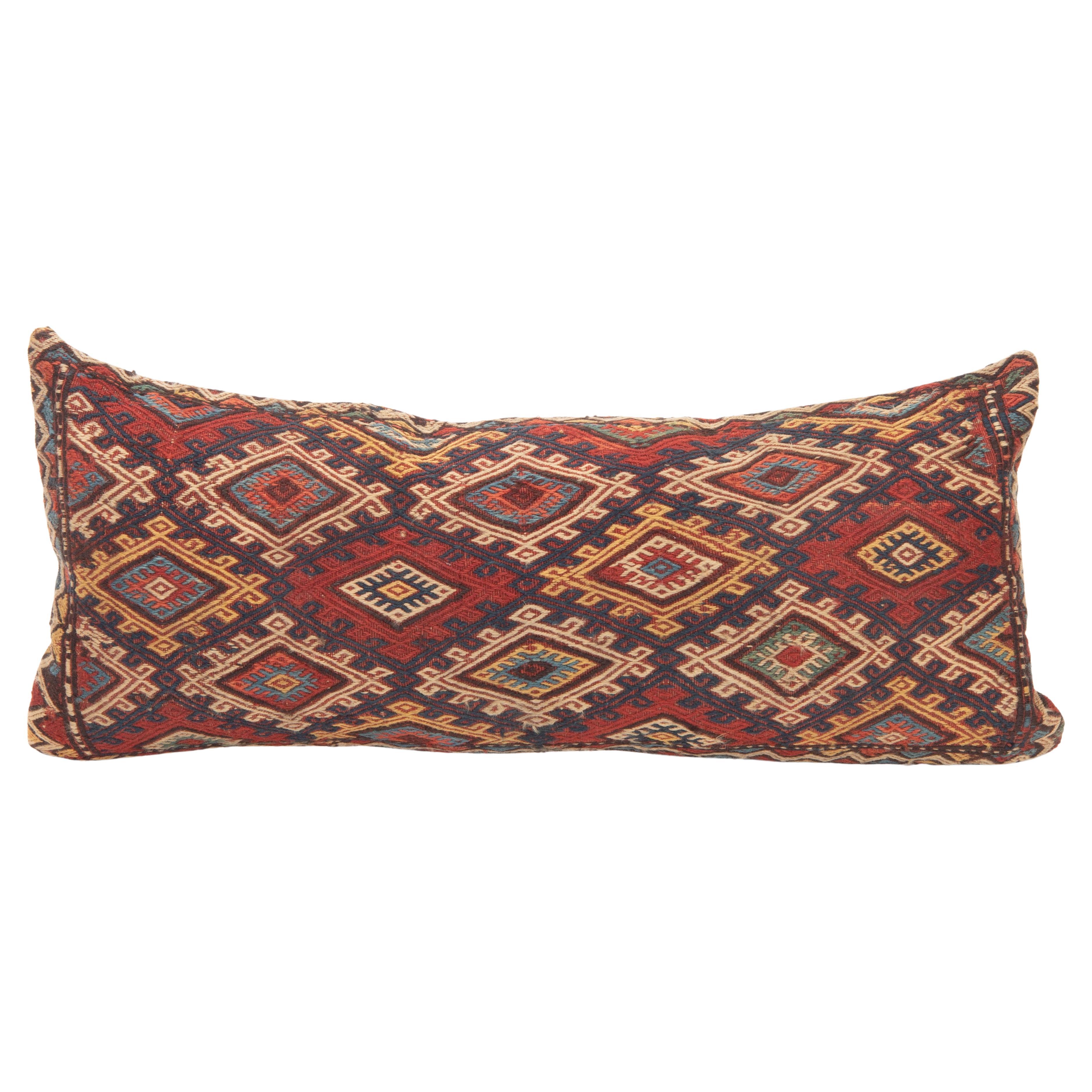 Housse d'oreiller fabriquée à partir d'un panneau ancien de Mafrash (sac de rangement) caucasien