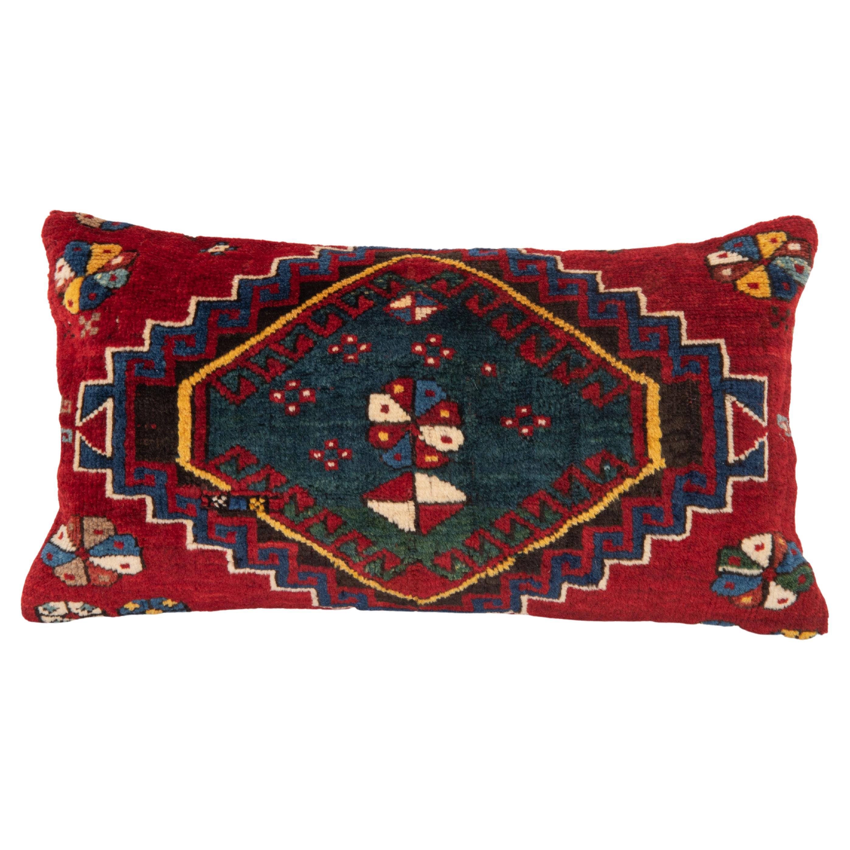 Housse d'oreiller. Fabriqué à partir d'un tapis du Caucase, fin du 19e siècle