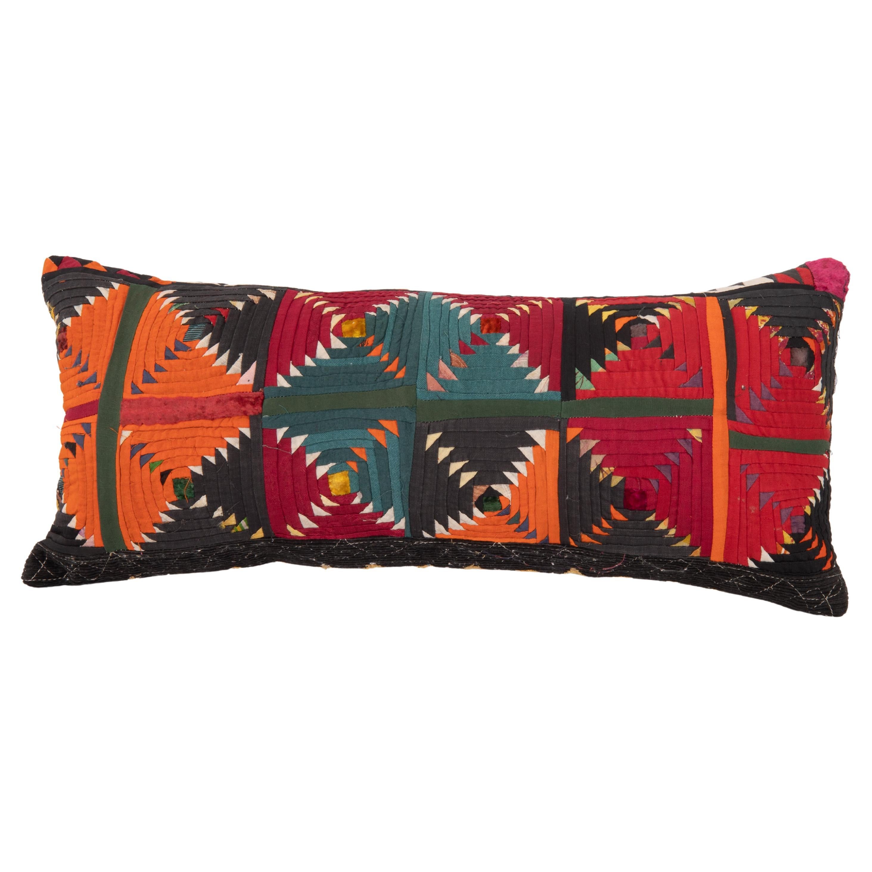 Kissenbezug aus einem Kyrgyz-Korak-Patchwork, Mitte des 20. Jahrhunderts. im Angebot