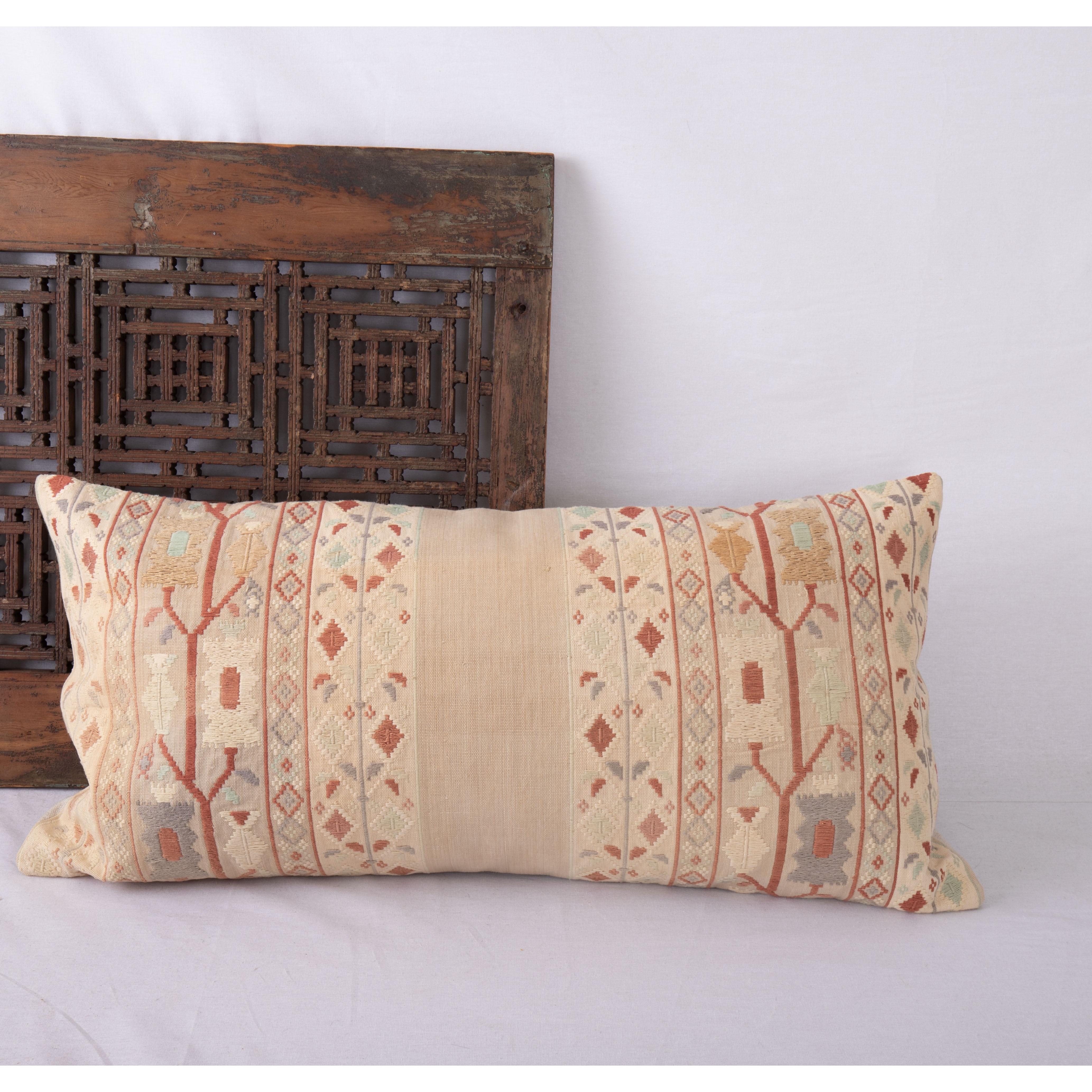 Pillow Cover Made from a Vintage East European Linen and Cotton Textile For Sale 1