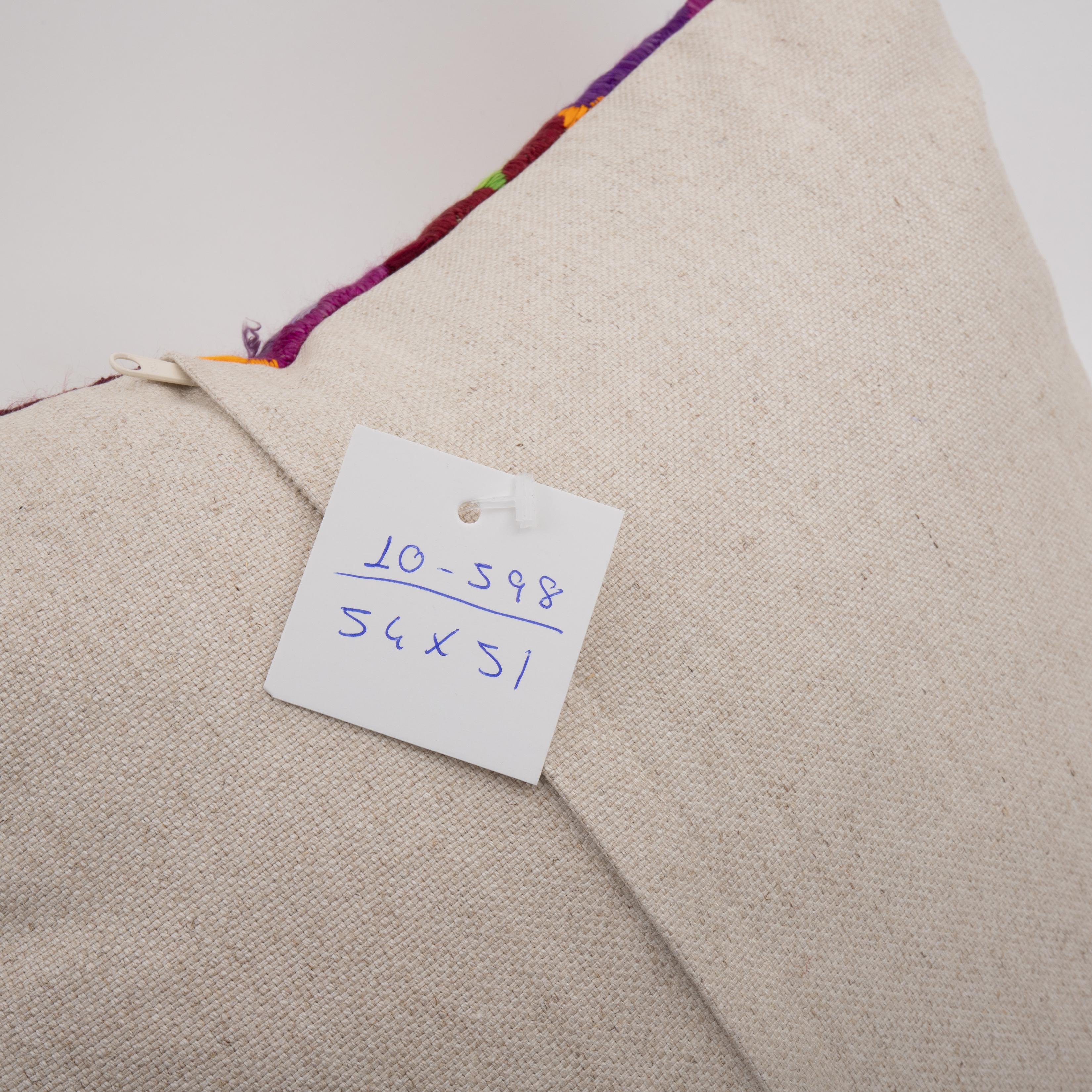 20ième siècle Couvercle d'oreiller fabriqué à partir d'une broderie Rabat du 20e siècle, Maroc en vente