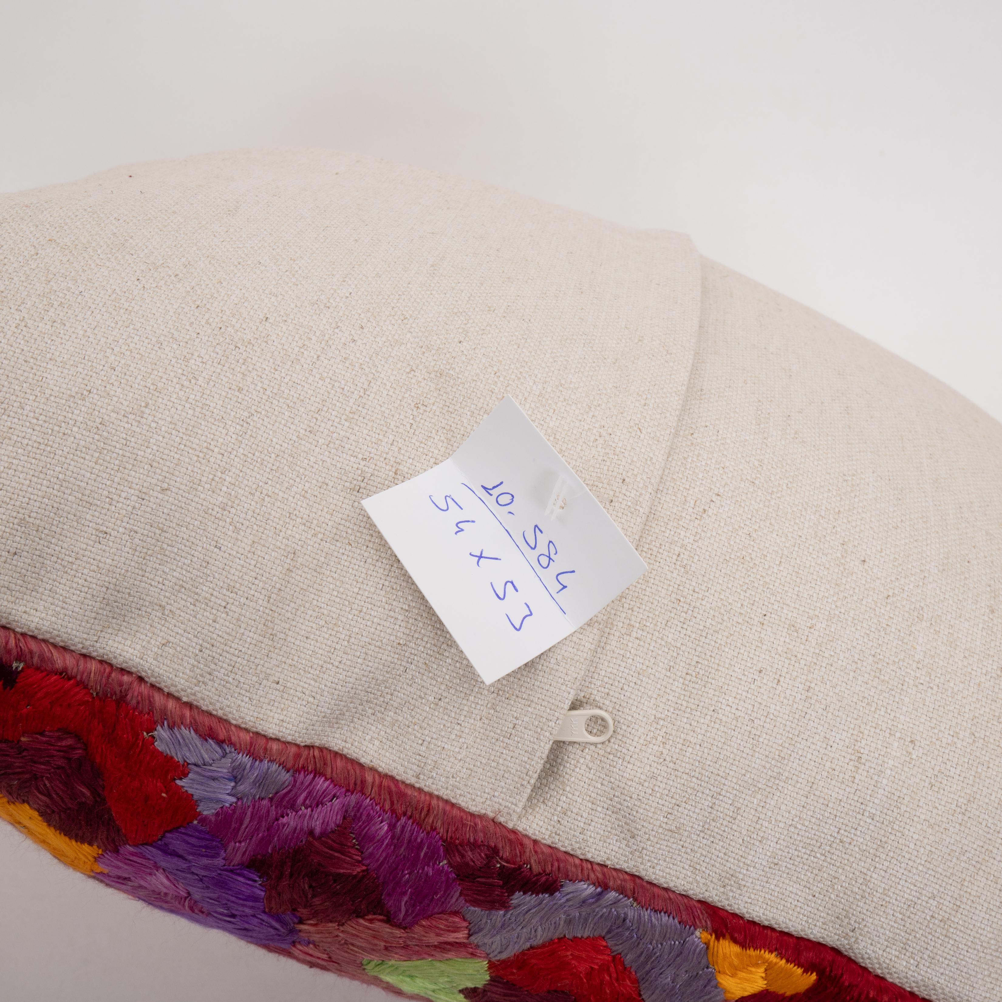20ième siècle Couvercle d'oreiller fabriqué à partir d'une broderie Rabat du 20e siècle, Maroc en vente