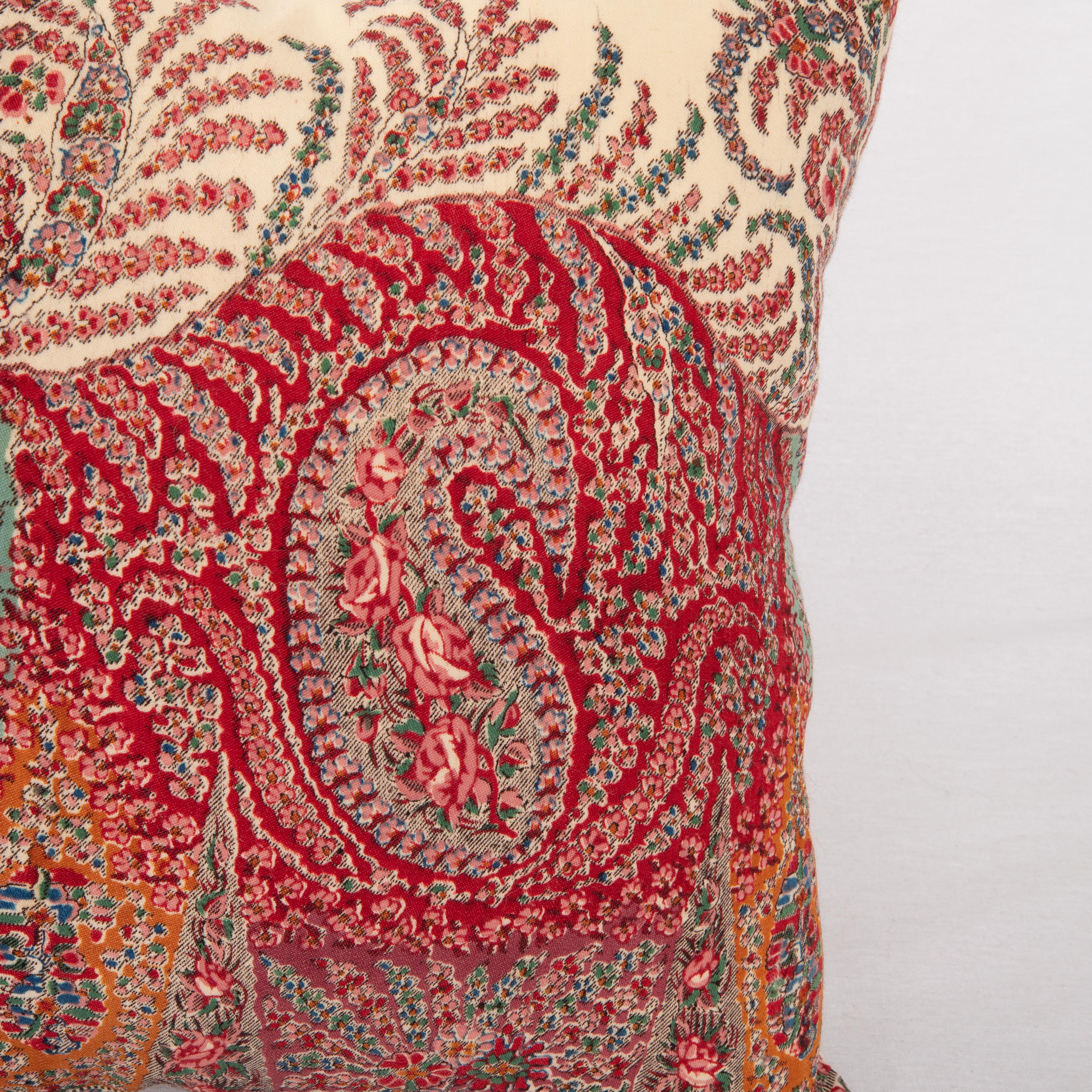 Pillow Cover Made from an English Printed Shawl, 19th C. For Sale 3